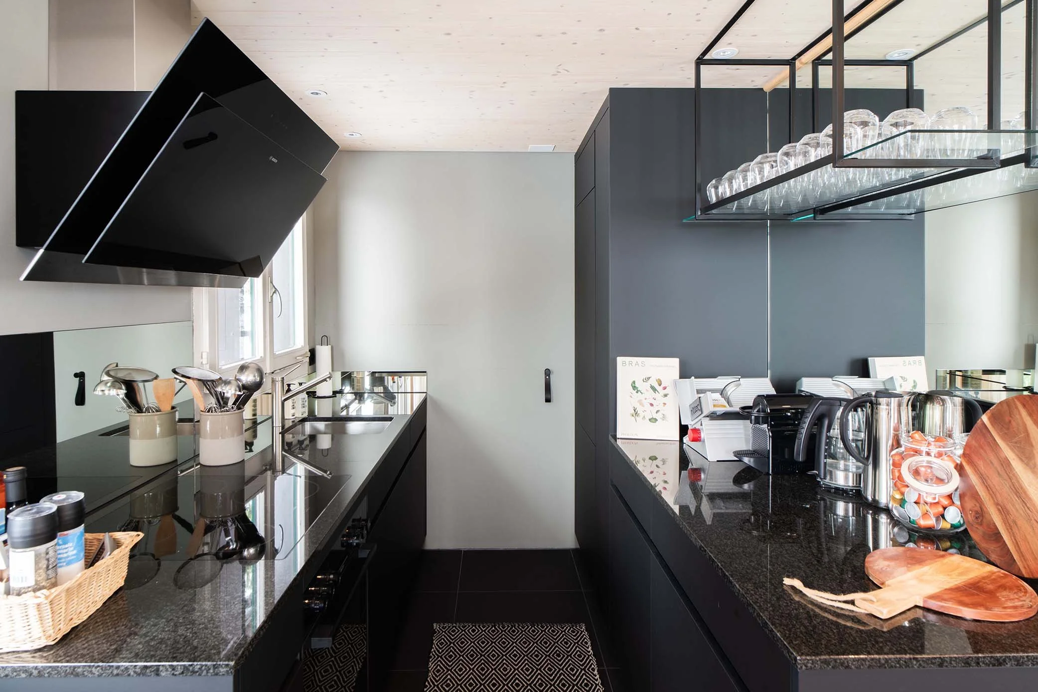 fully-equipped-chalet-kitchen-switzerland.jpg