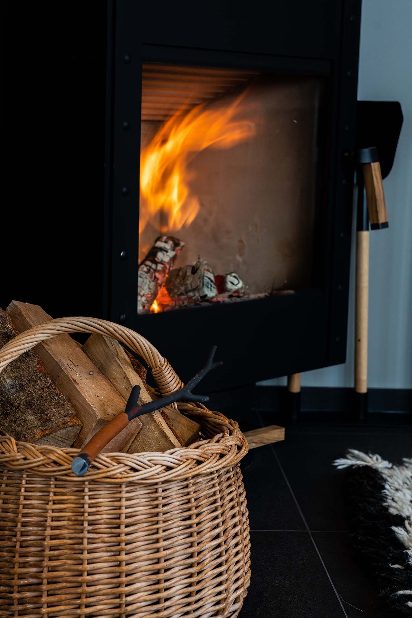 wood-fireplace-ski-chalet-switzerland.jpg