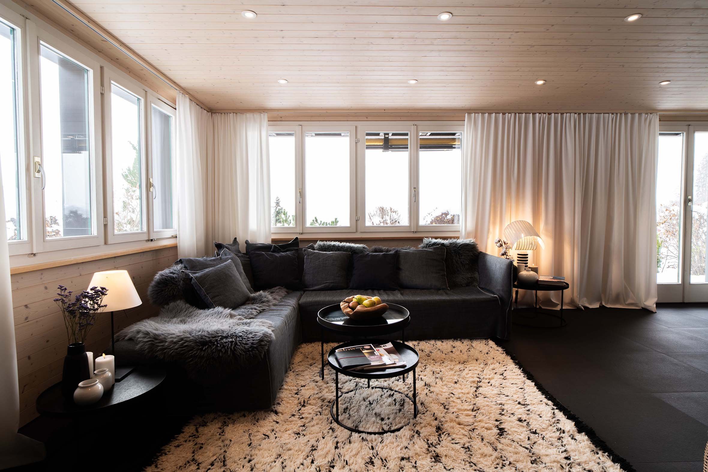 mountain-view-chalet-lounge-switzerland.jpg