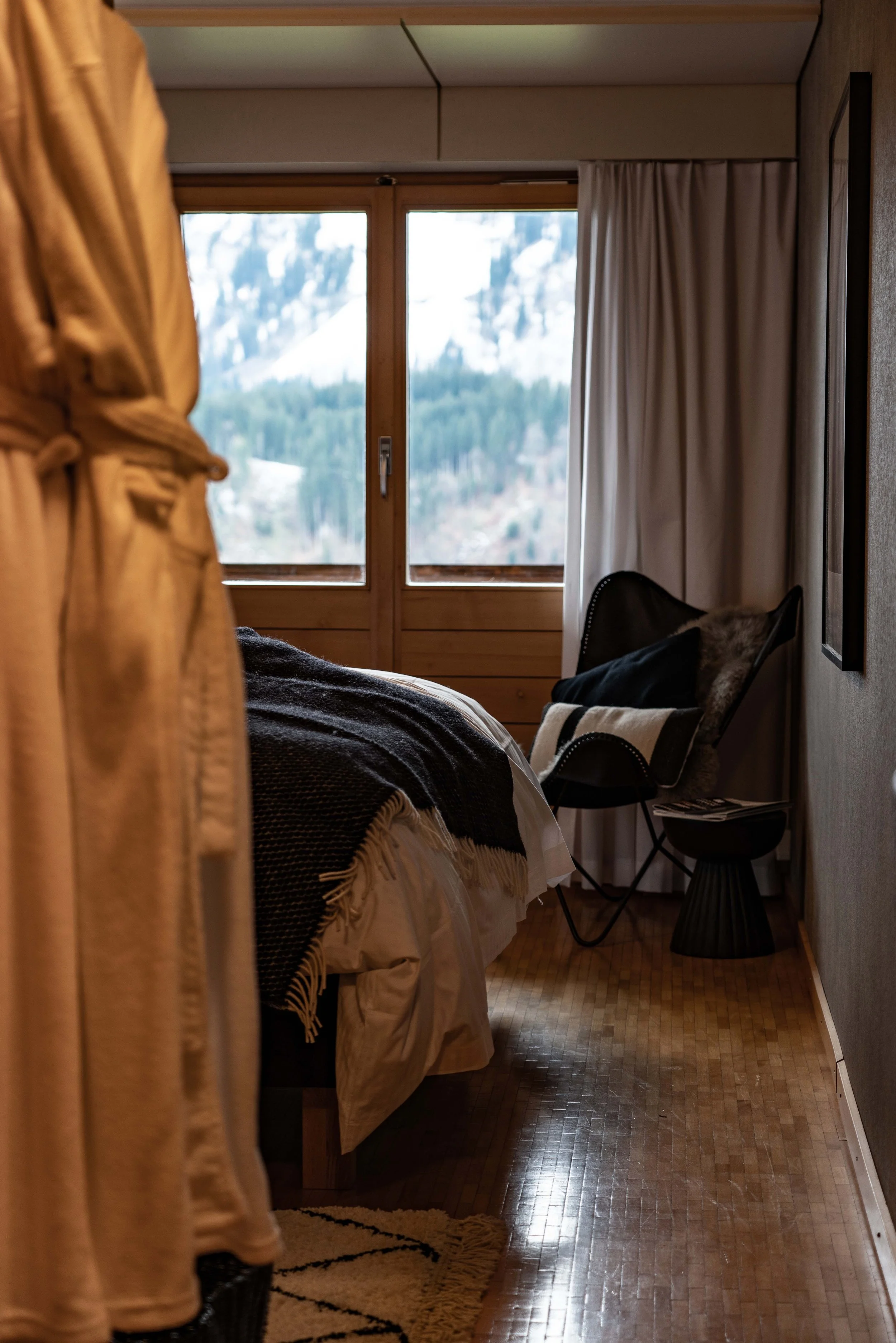 slow-morning-alpine-retreat-switzerland.jpg