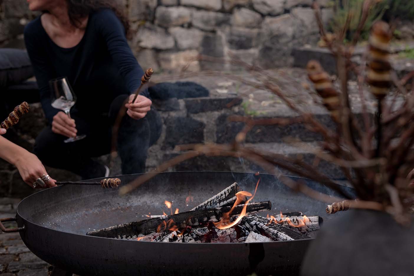 alpine-fire-pit-tasting-switzerland.jpg