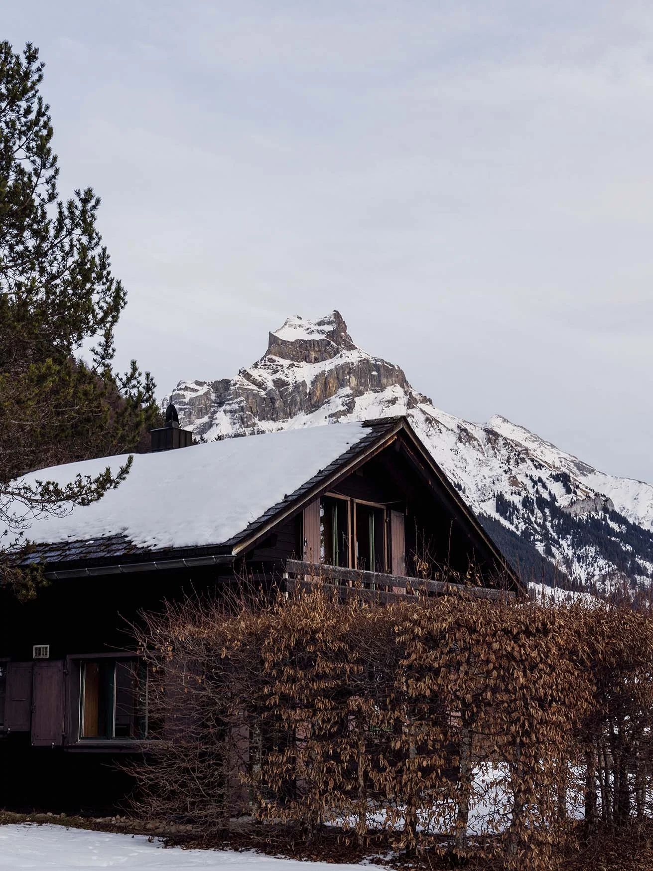 mountain-view-chalet-exterior-switzerland.jpg