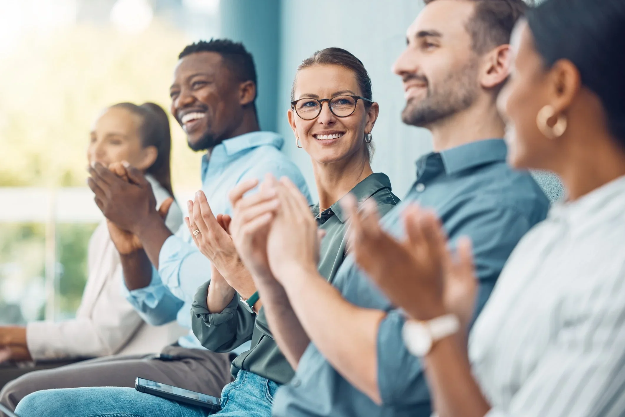 Stop Over-Explaining: The Clarity Formula for Busy Manufacturing Leaders