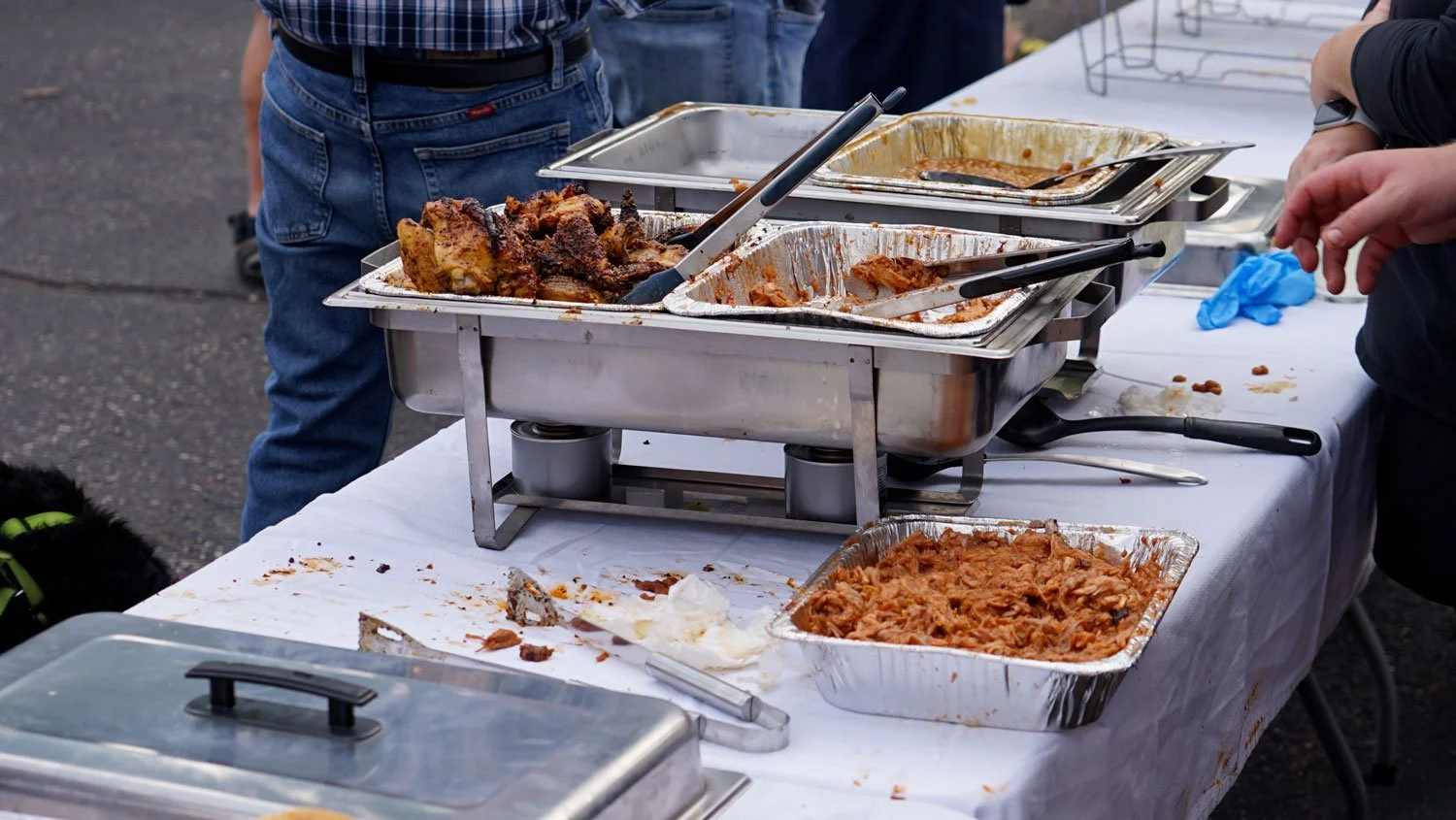 Pig-Roast-19.jpg