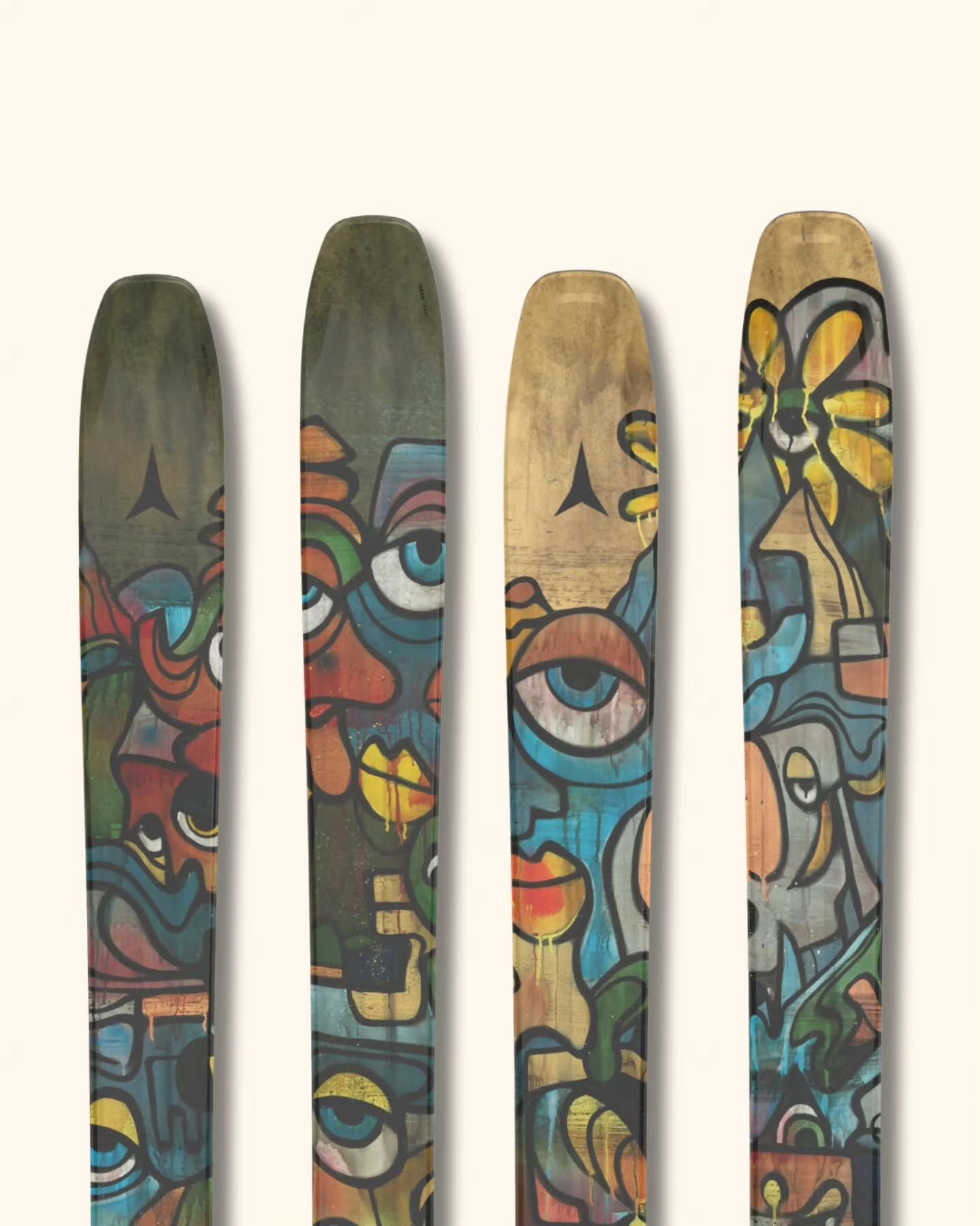 N&eacute; de l&rsquo;imagination de Chris Benchetler,
le&nbsp;Bent&nbsp;n&rsquo;est pas qu&rsquo;une collection de skis &mdash; c&rsquo;est un manifeste pour la cr&eacute;ativit&eacute; en montagne.

Du 85 au 120, chaque mod&egrave;le combine design 