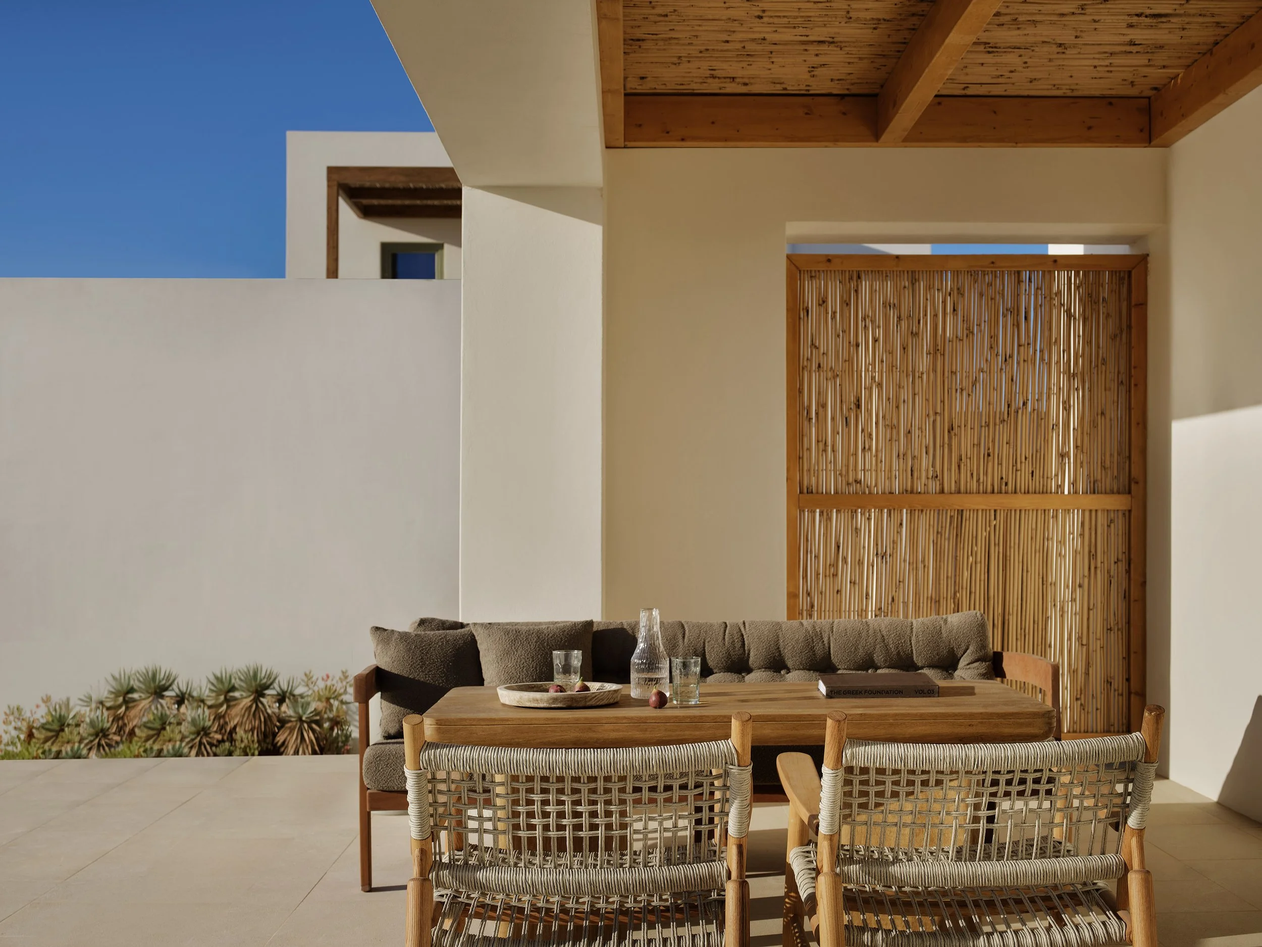 Grand-Suite-Outside-Area-Seating-2.jpg