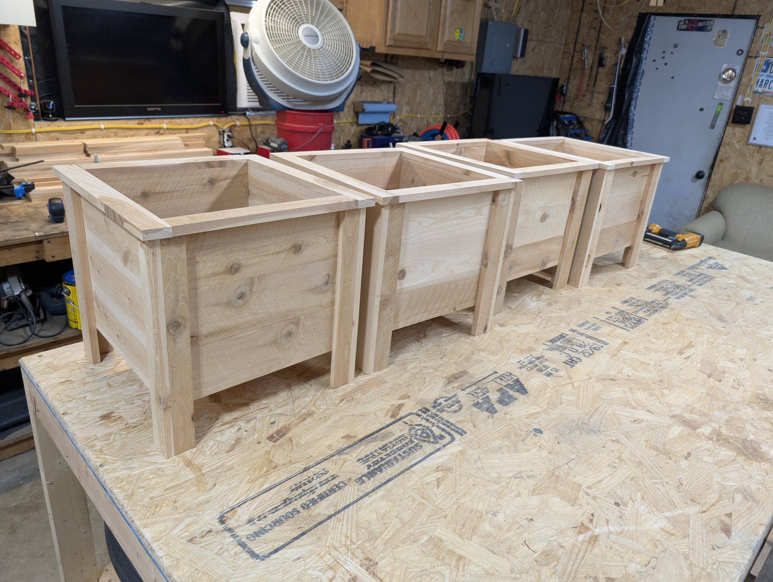 16x16x16 Planter (1).jpg
