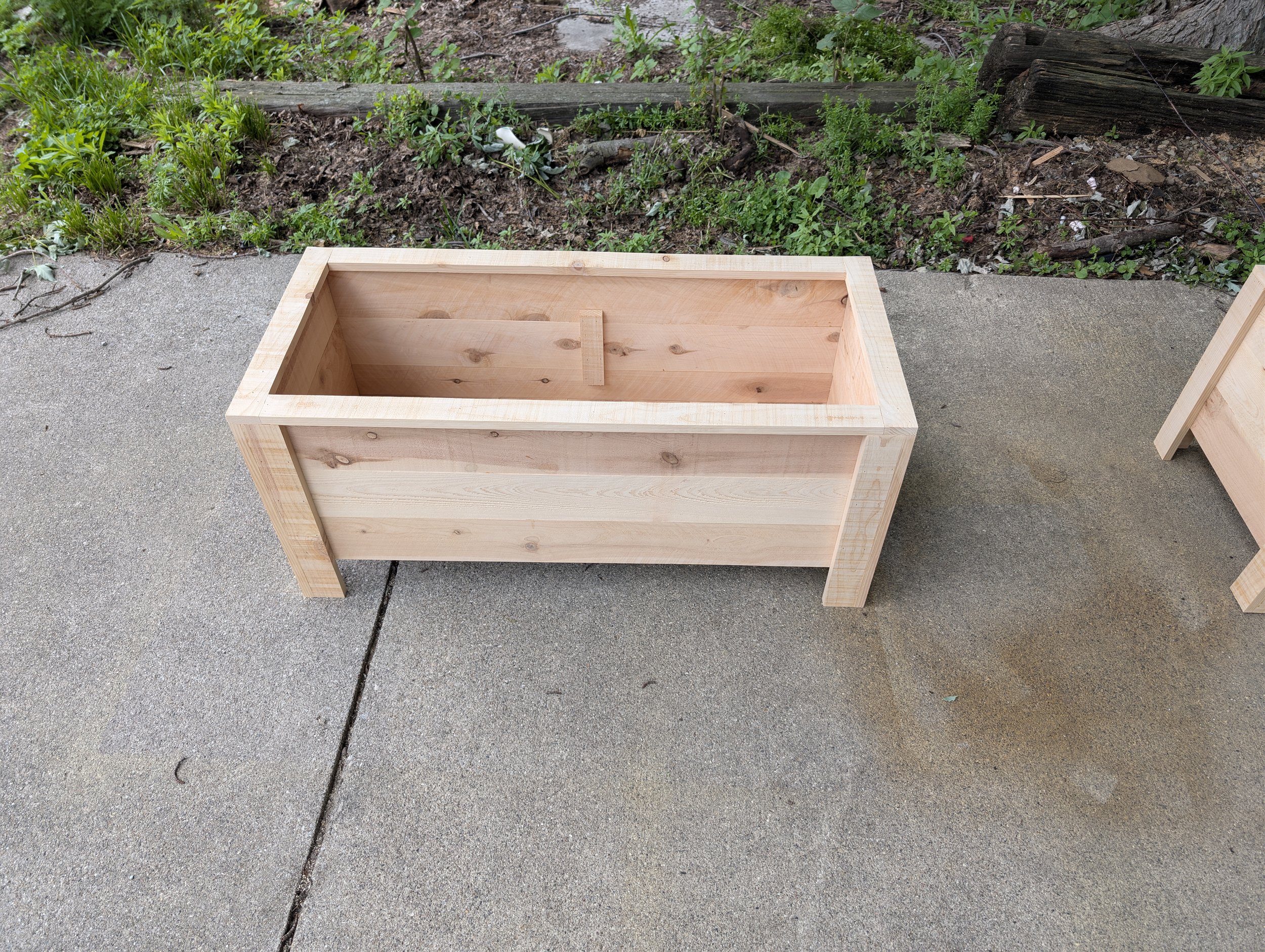 Rustic Cedar Planter Box (36