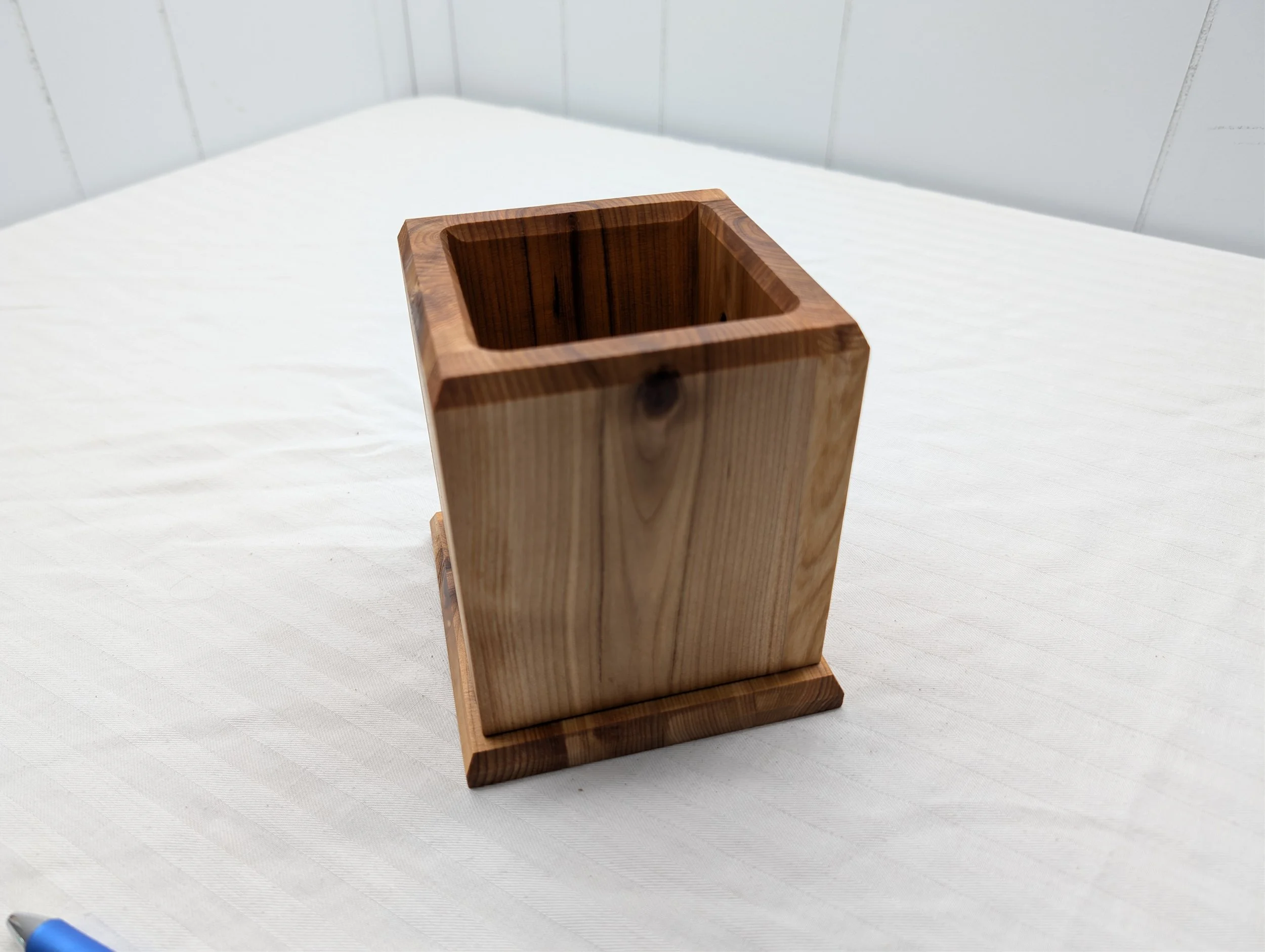 Pen Holder - Poly Finish (4).jpg