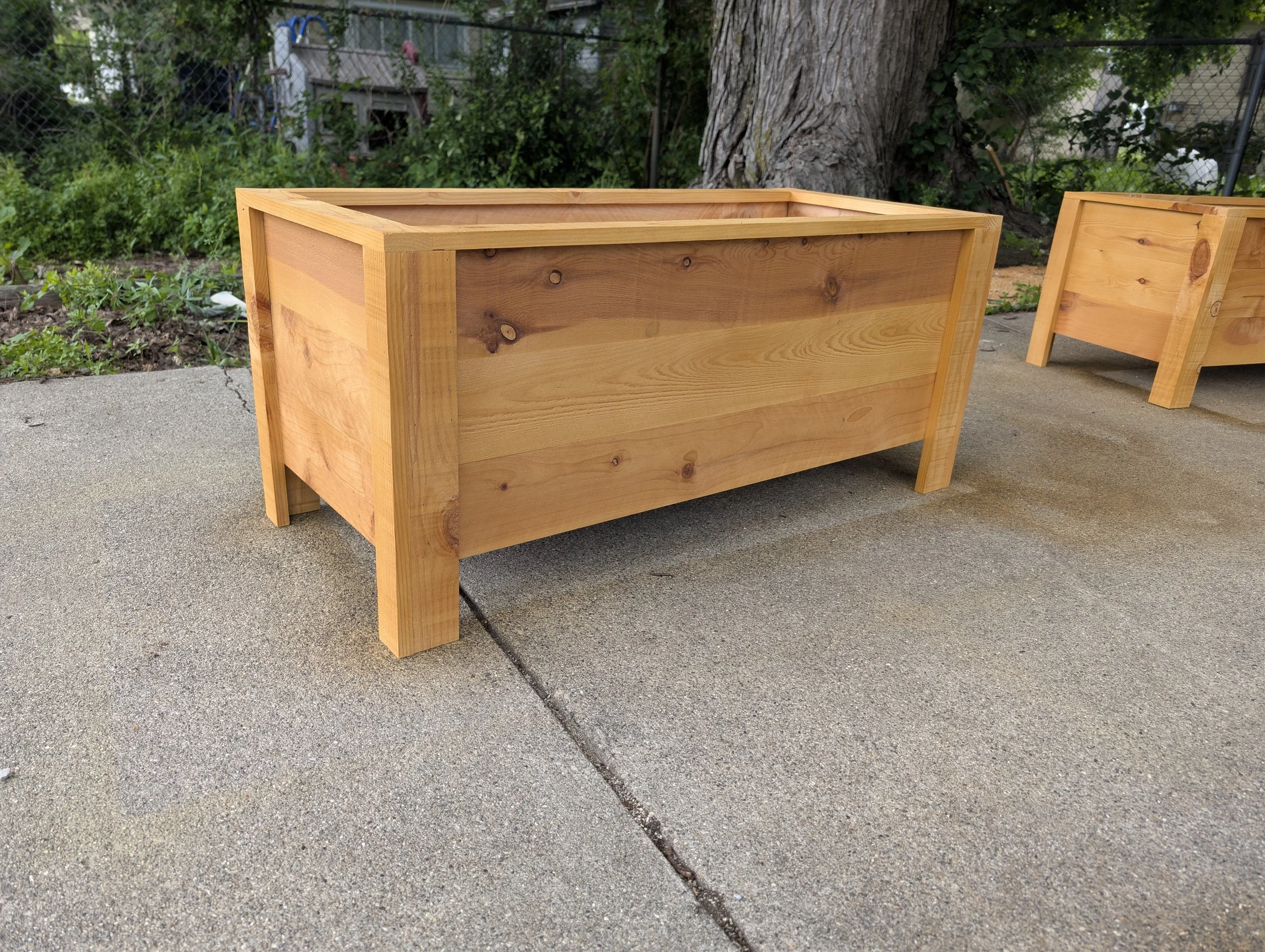 Rustic Cedar Planter Box (36