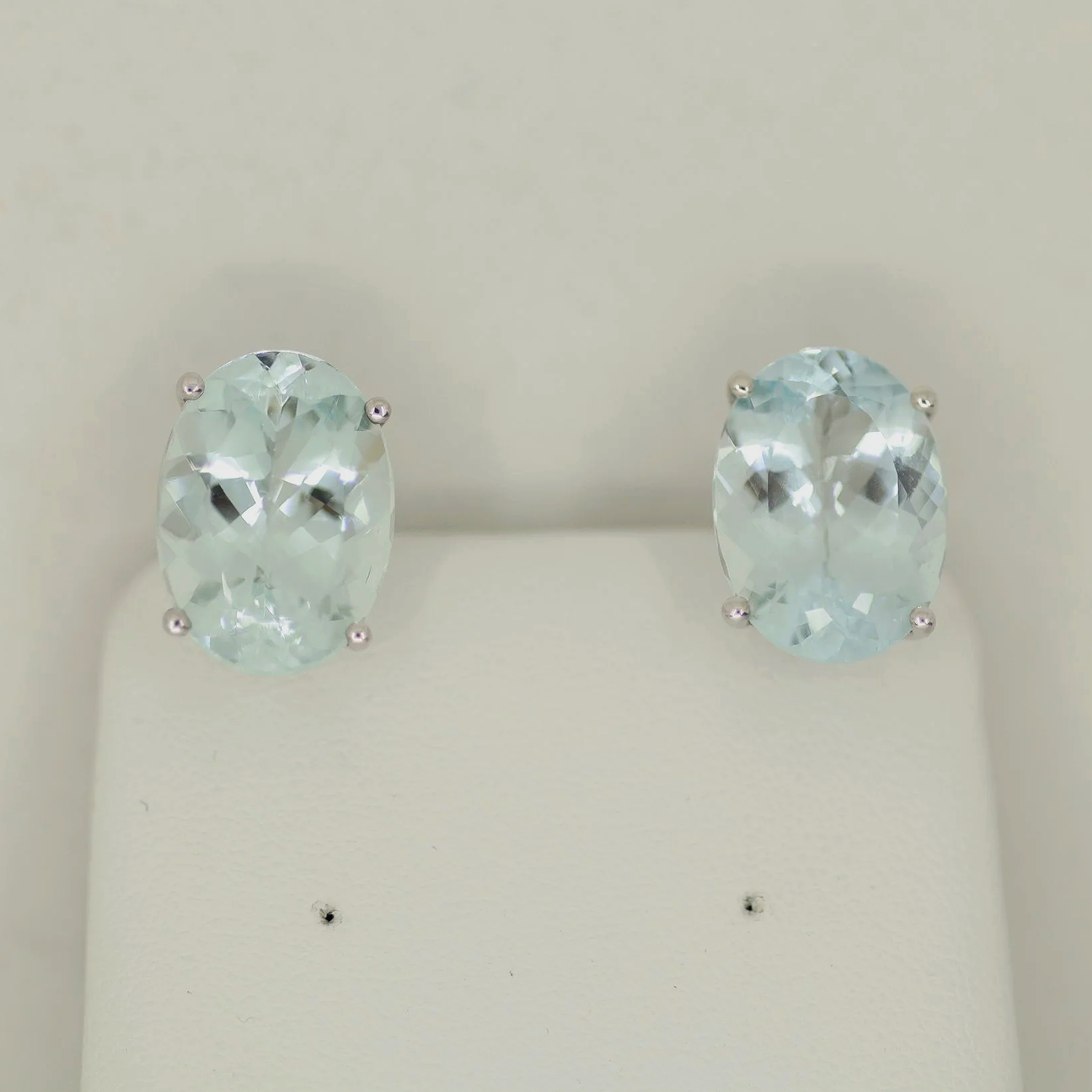 Oval Aquamarine Stud Earrings