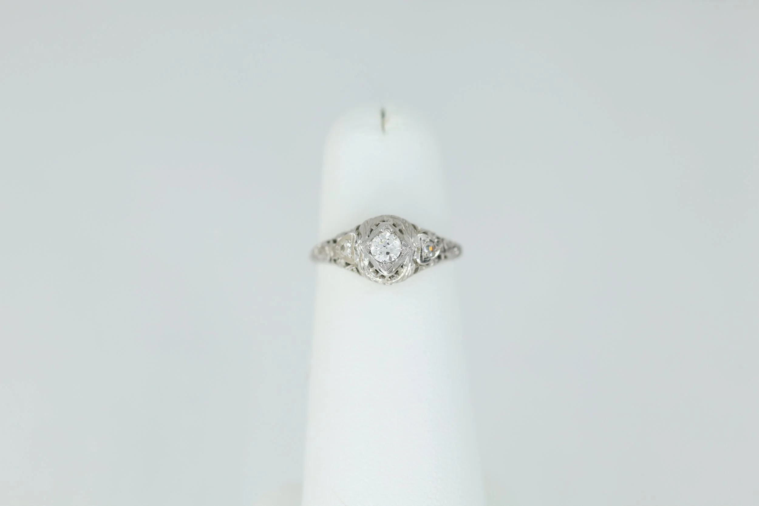 Vintage Diamond Filigree Ring