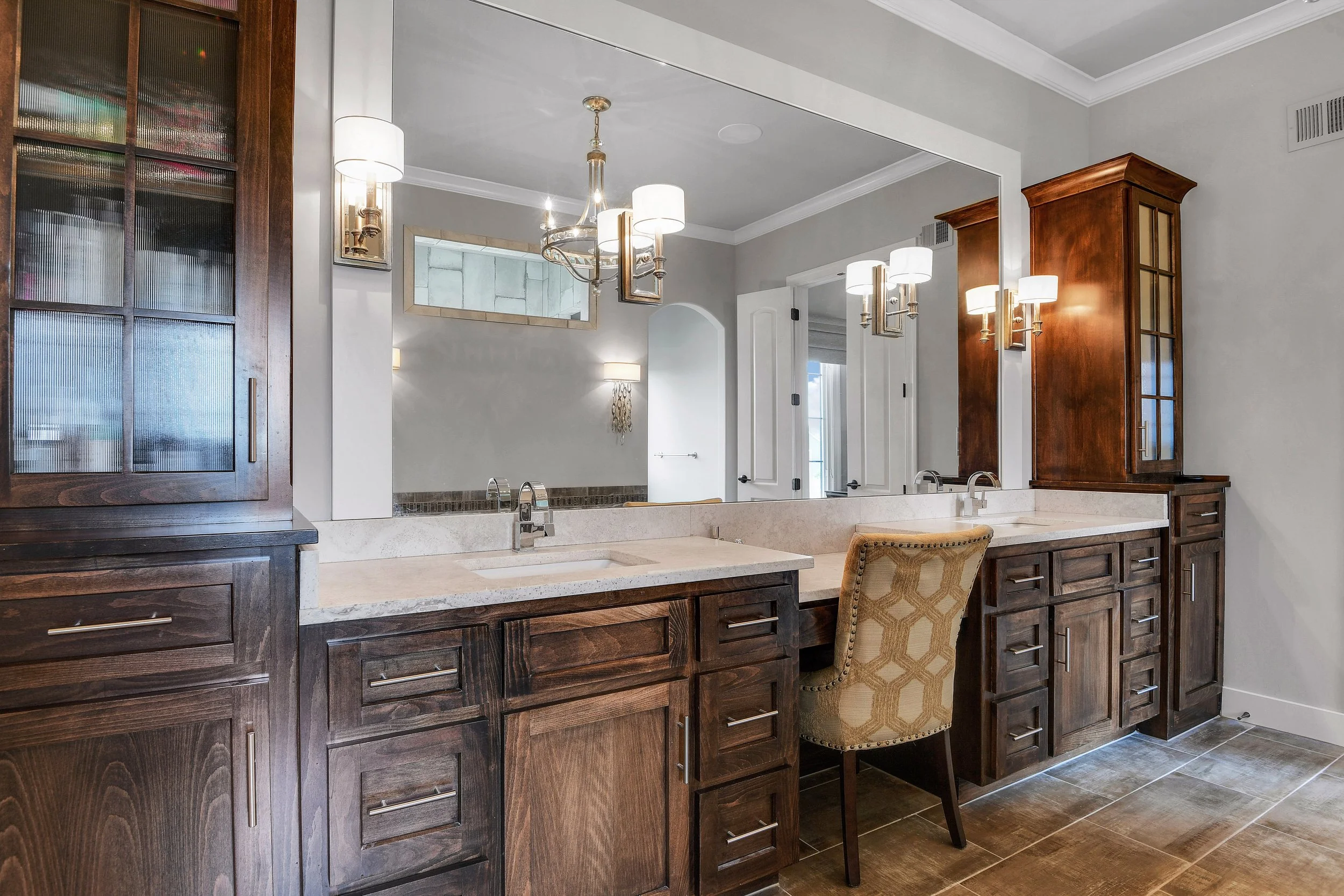 Garnet_KoehlerBuildingCo__16513Bluejacket__0052.jpg