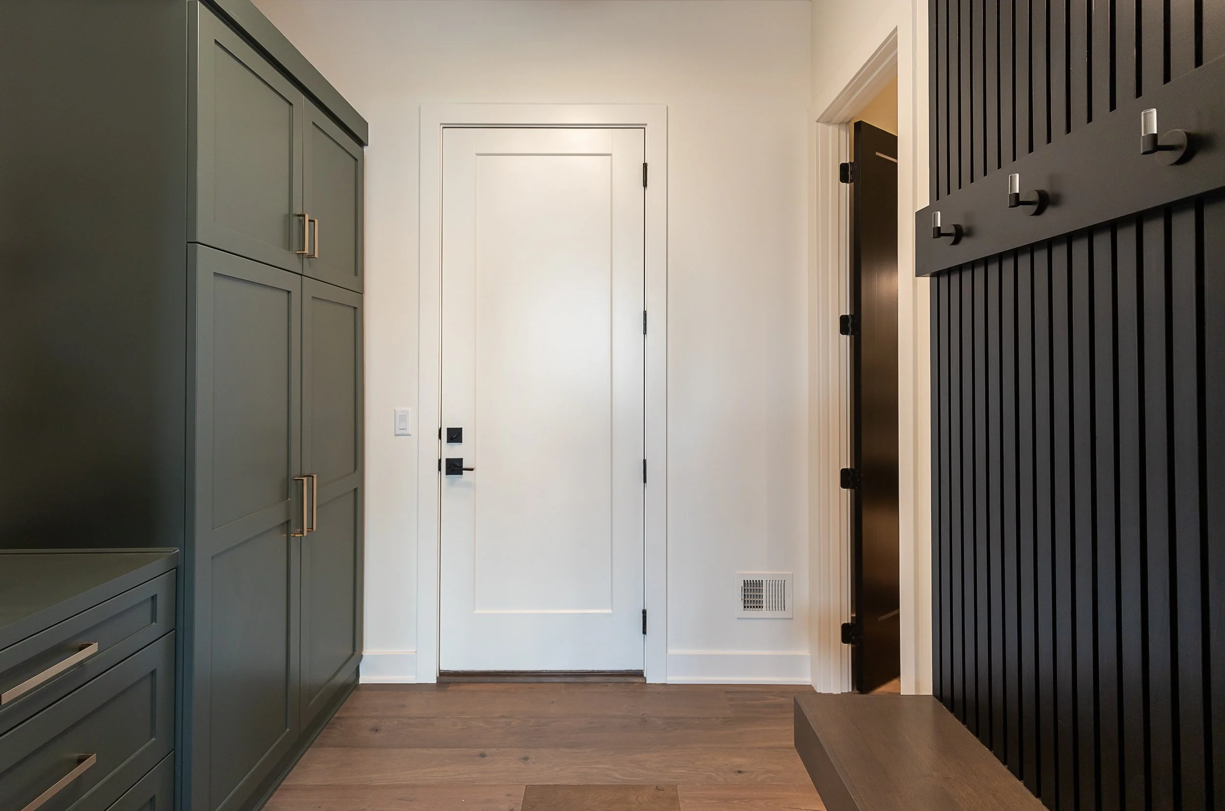 4502 W 136th St-2890.JPG
