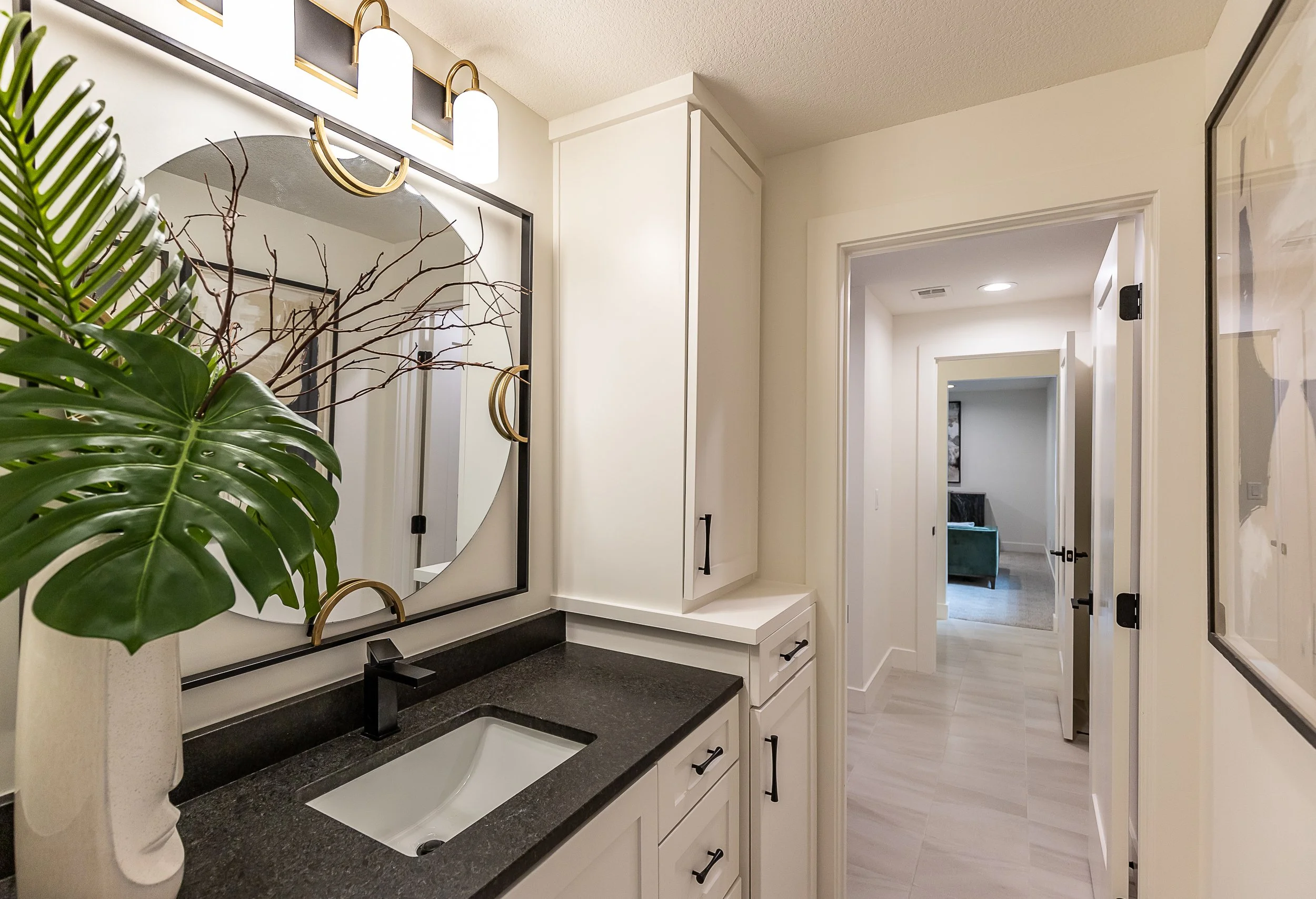 4502 W 136th St-3076.JPG