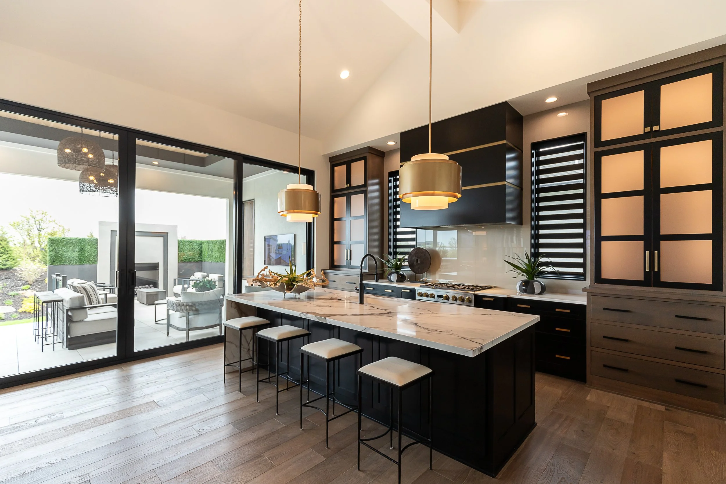 4502 W 136th St-2912.JPG