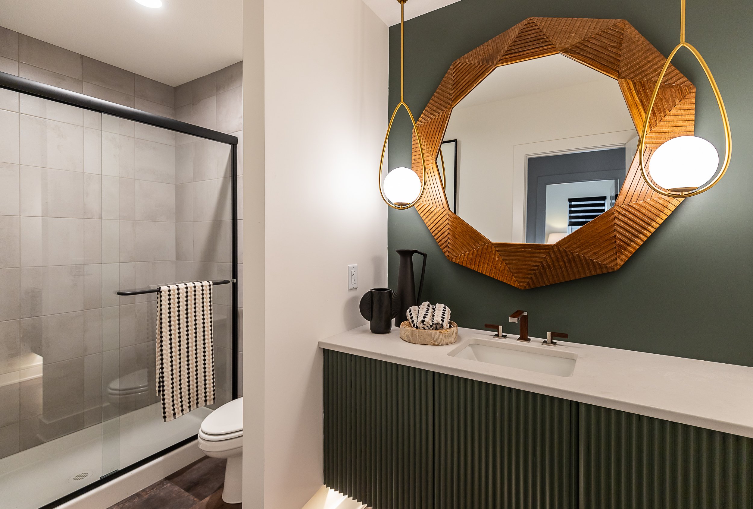 4502 W 136th St-3040.JPG