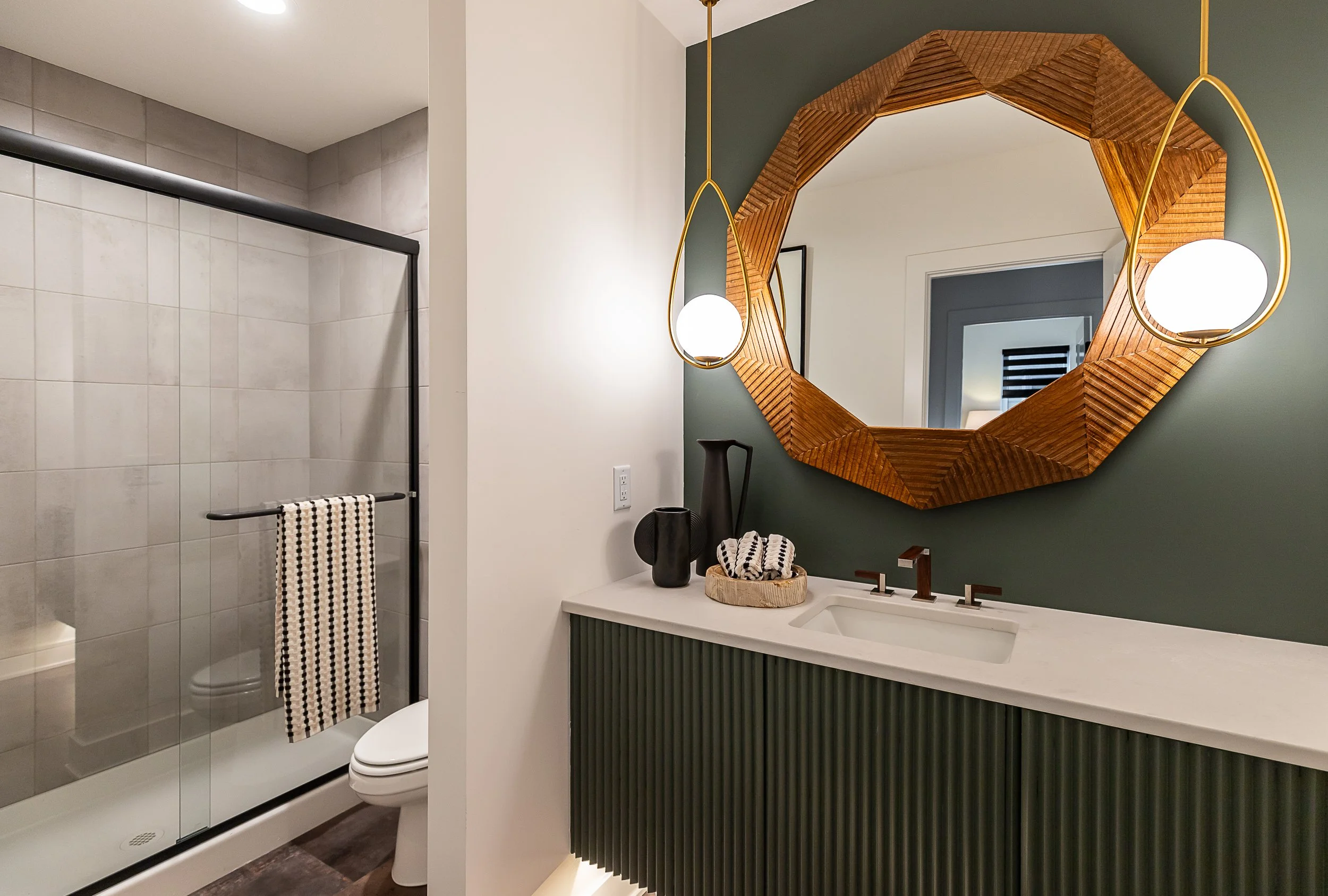 4502 W 136th St-3040.JPG