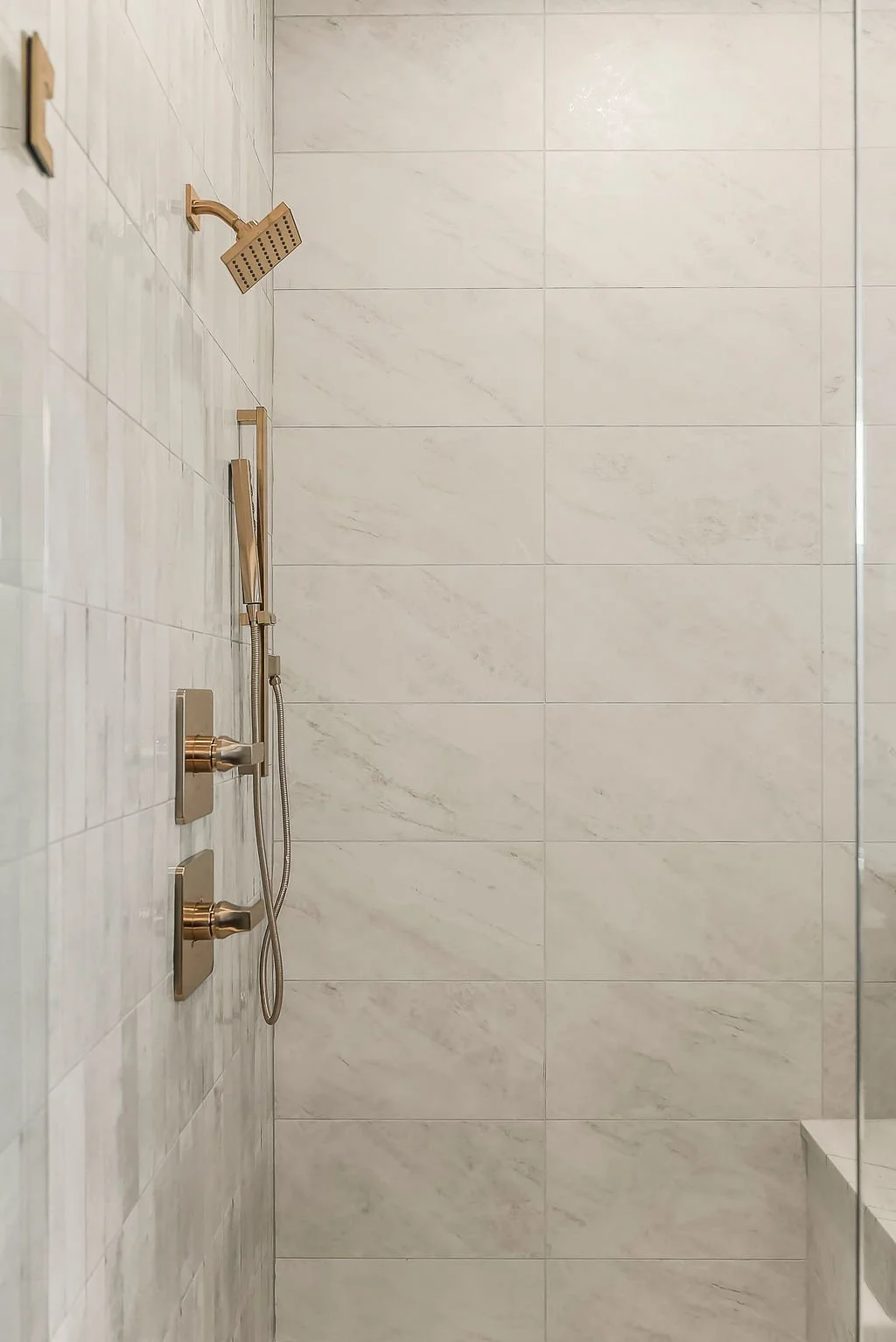 17605KNOXST27.jpg