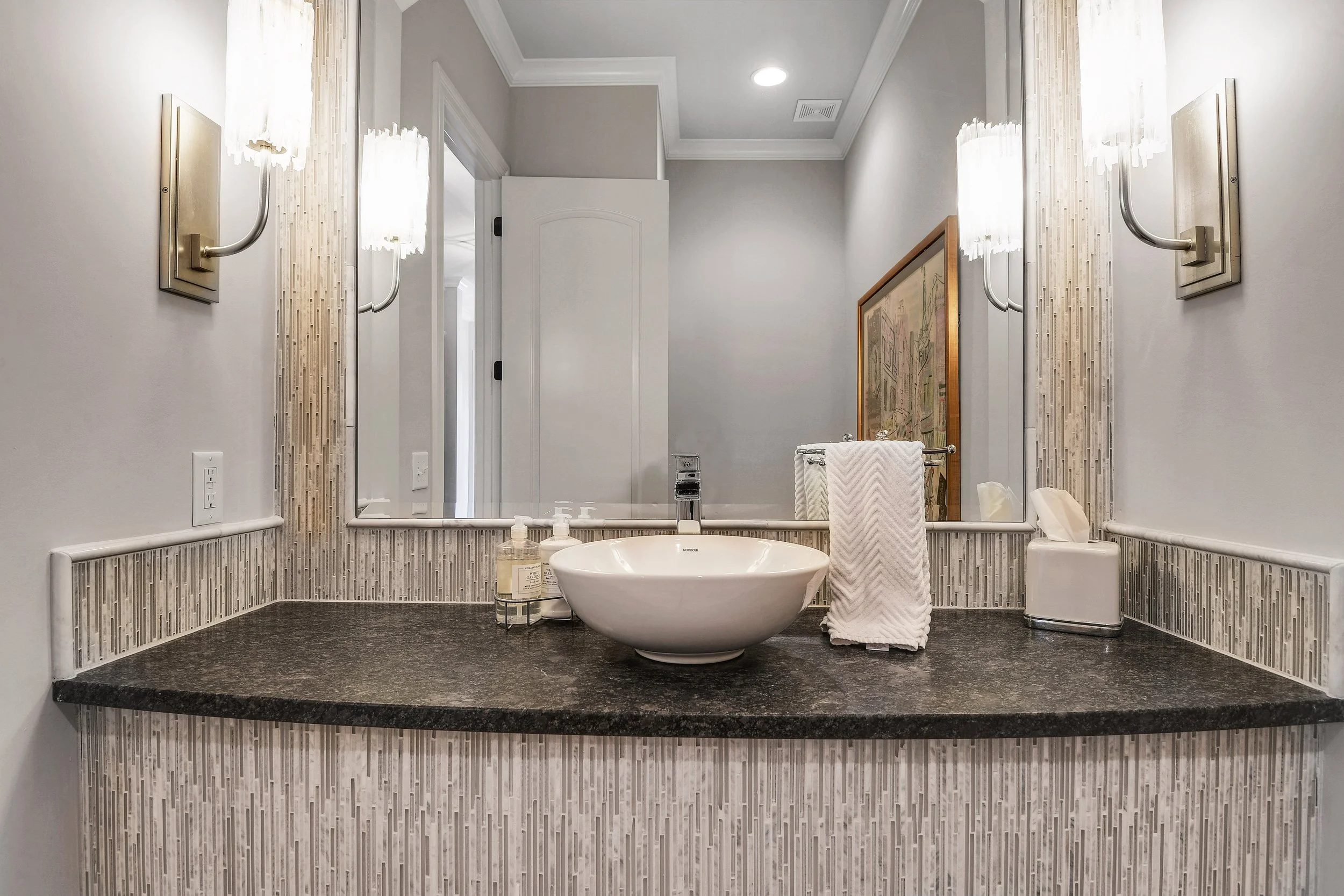 Garnet_KoehlerBuildingCo__16513Bluejacket__0057.jpg