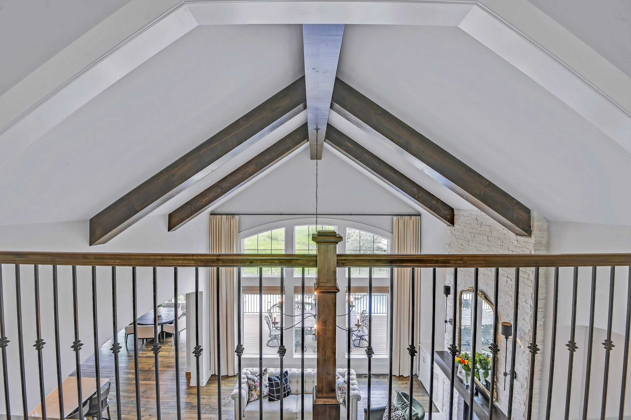 Garnet_KoehlerBuildingCo__16513Bluejacket__0009.jpg