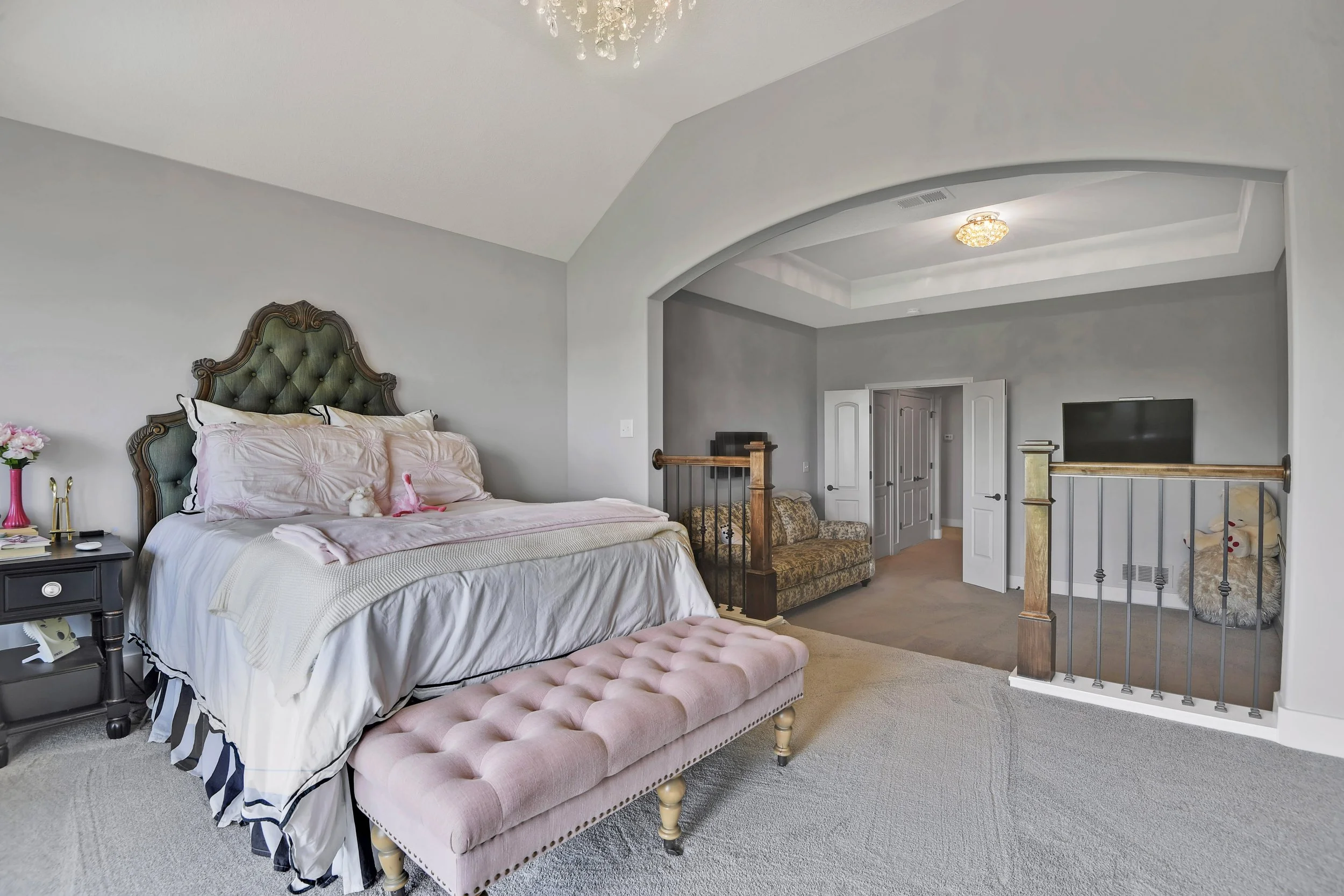 Garnet_KoehlerBuildingCo__16513Bluejacket__0018.jpg