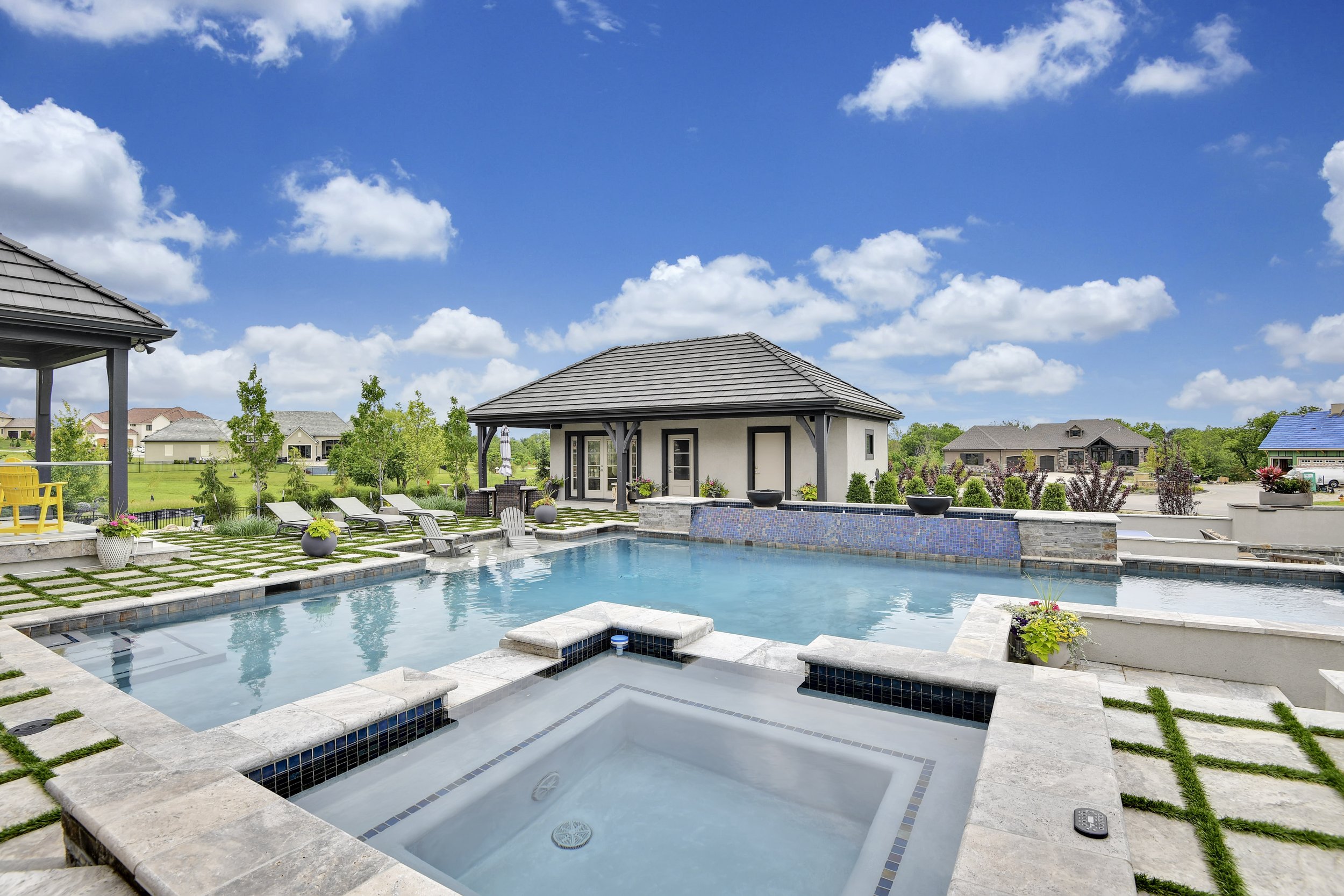 Braden_KoehlerBuildingCo_16529Bluekjacket__077.jpg