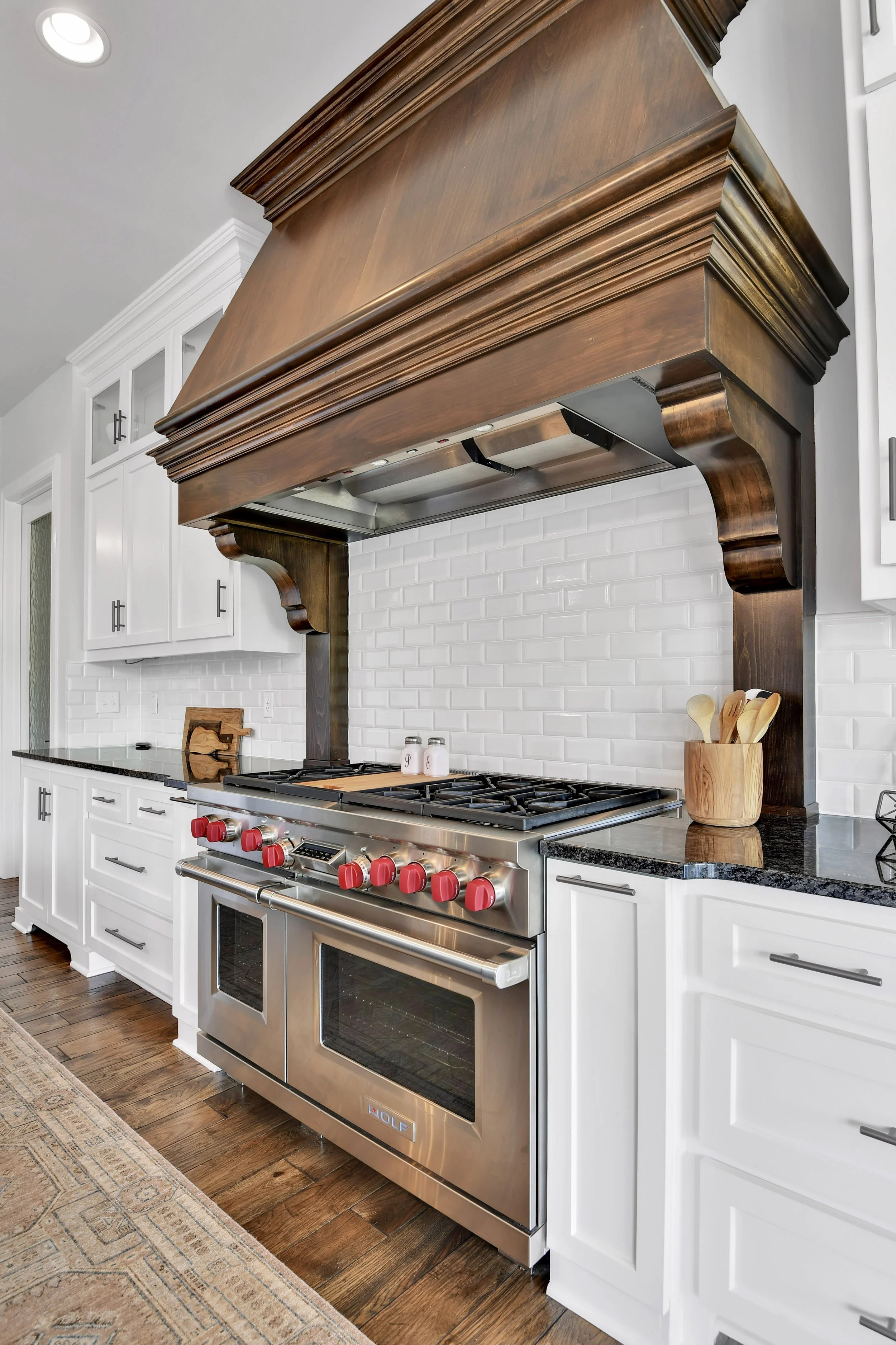 Garnet_KoehlerBuildingCo__16513Bluejacket__0034.jpg