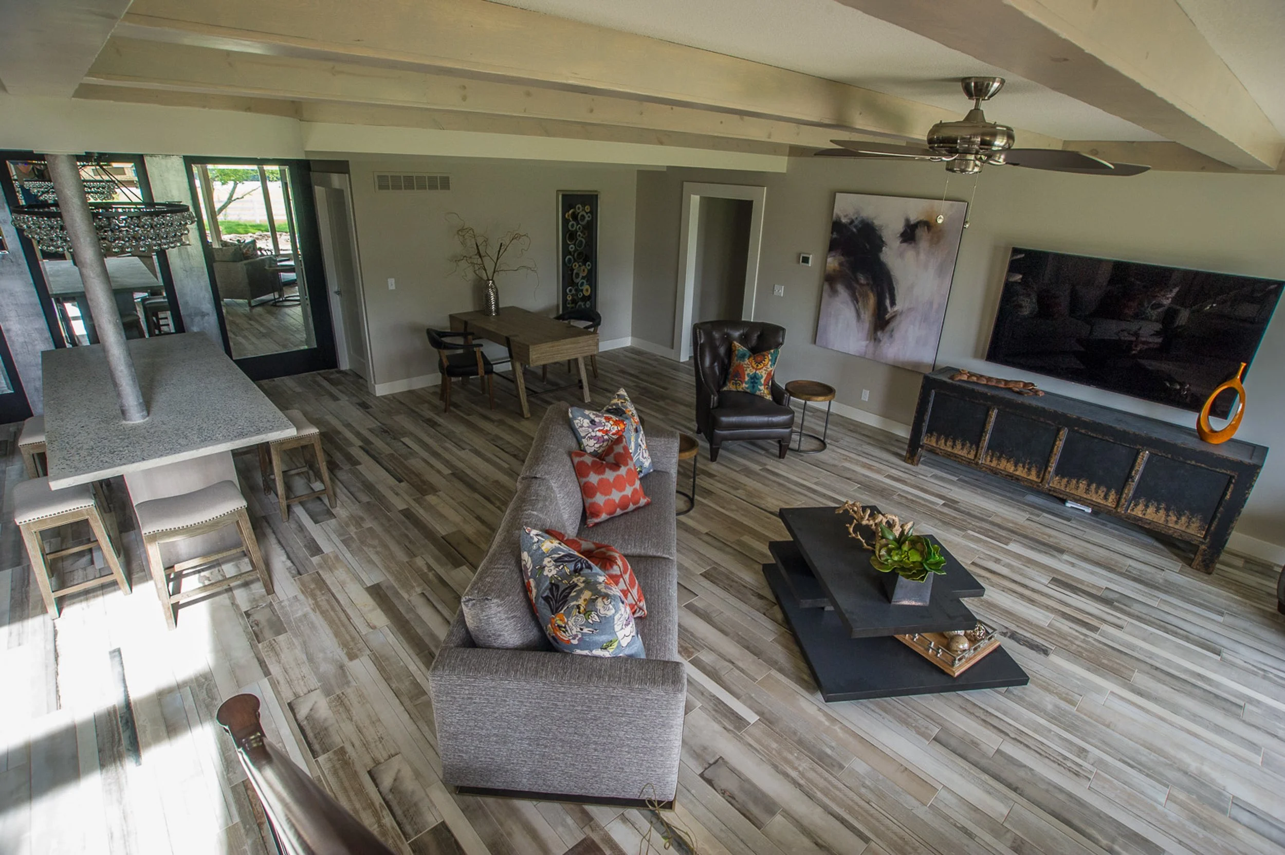 Cambridge_KoehlerBuildingCo_lower level living room.jpg