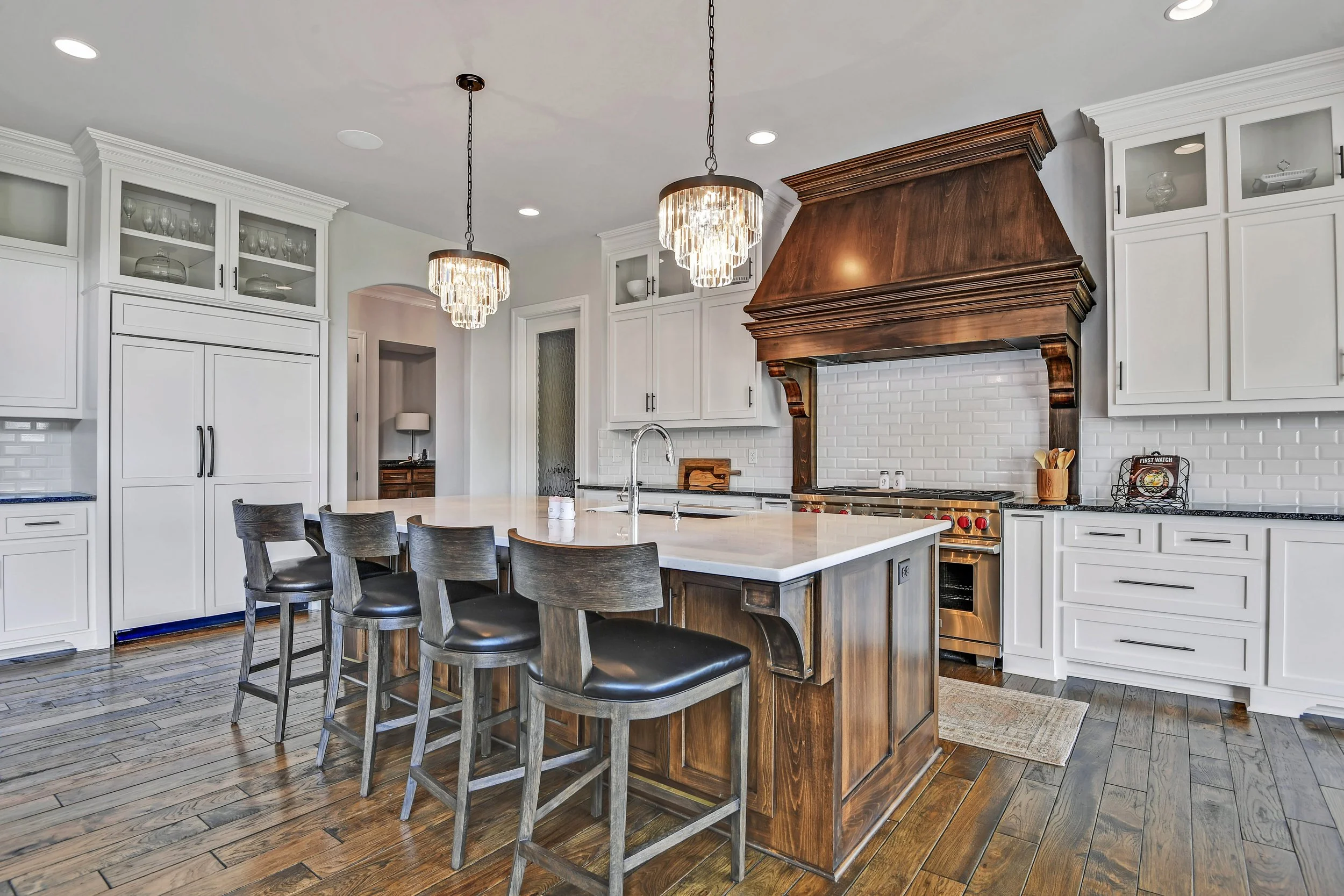 Garnet_KoehlerBuildingCo__16513Bluejacket__0026.jpg