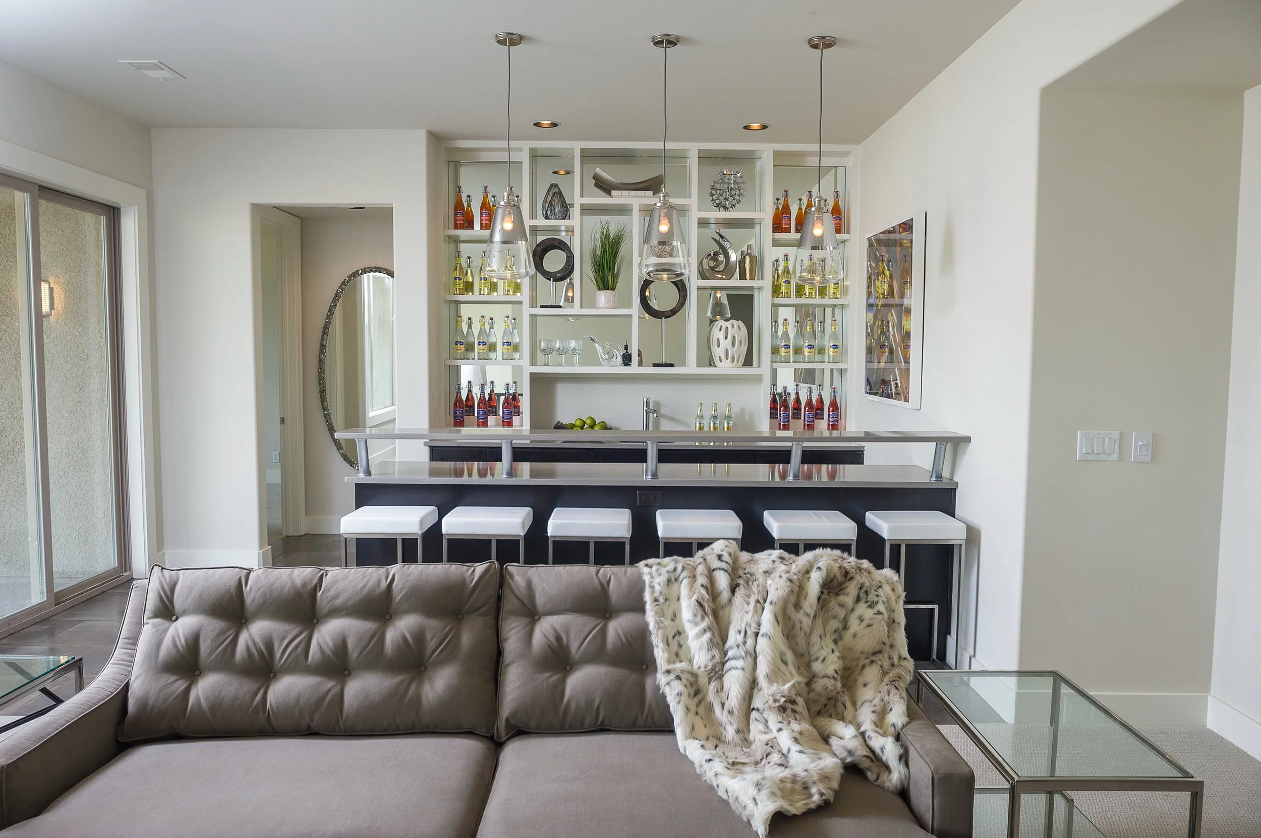 Kensington_bar2.jpg