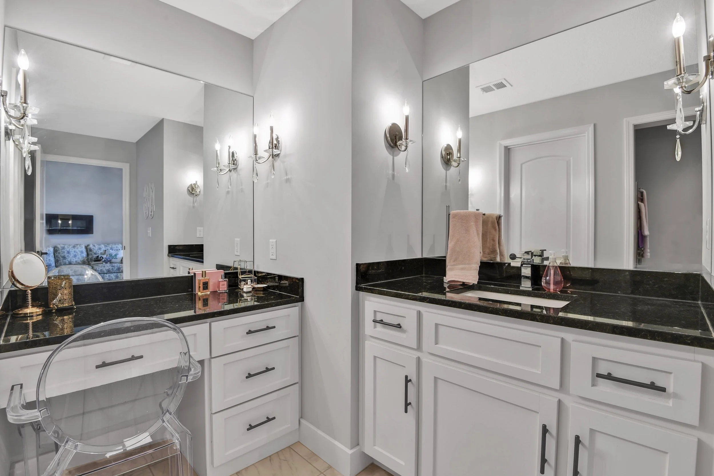 Garnet_KoehlerBuildingCo__16513Bluejacket__0020.jpg