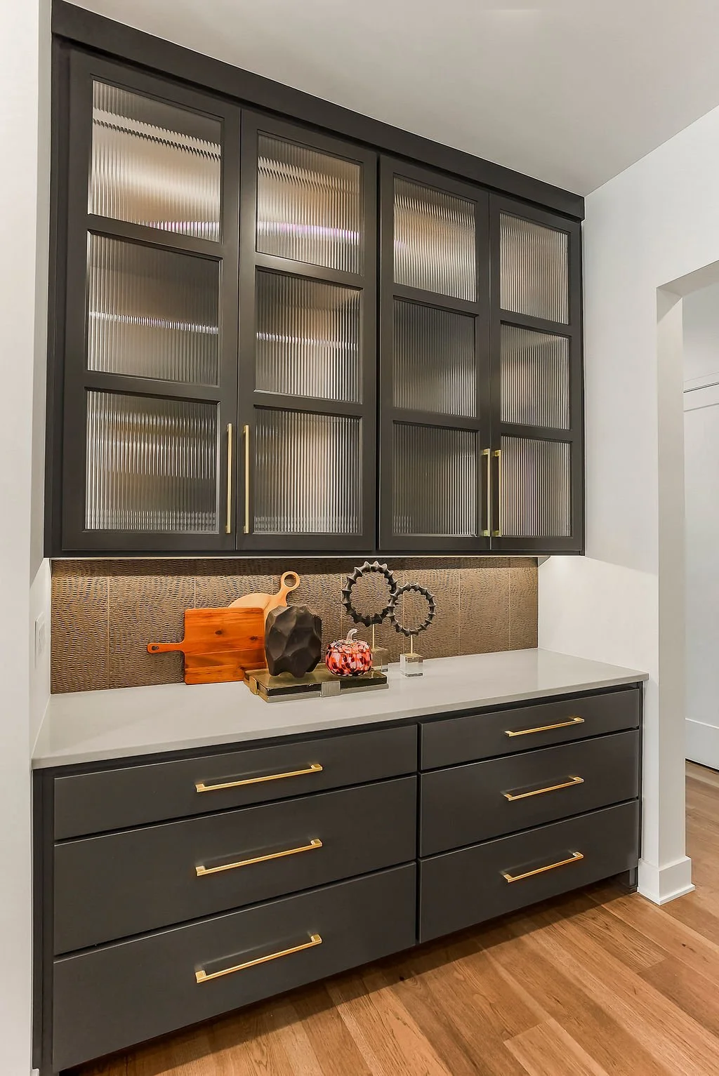 17605KNOXST18.jpg