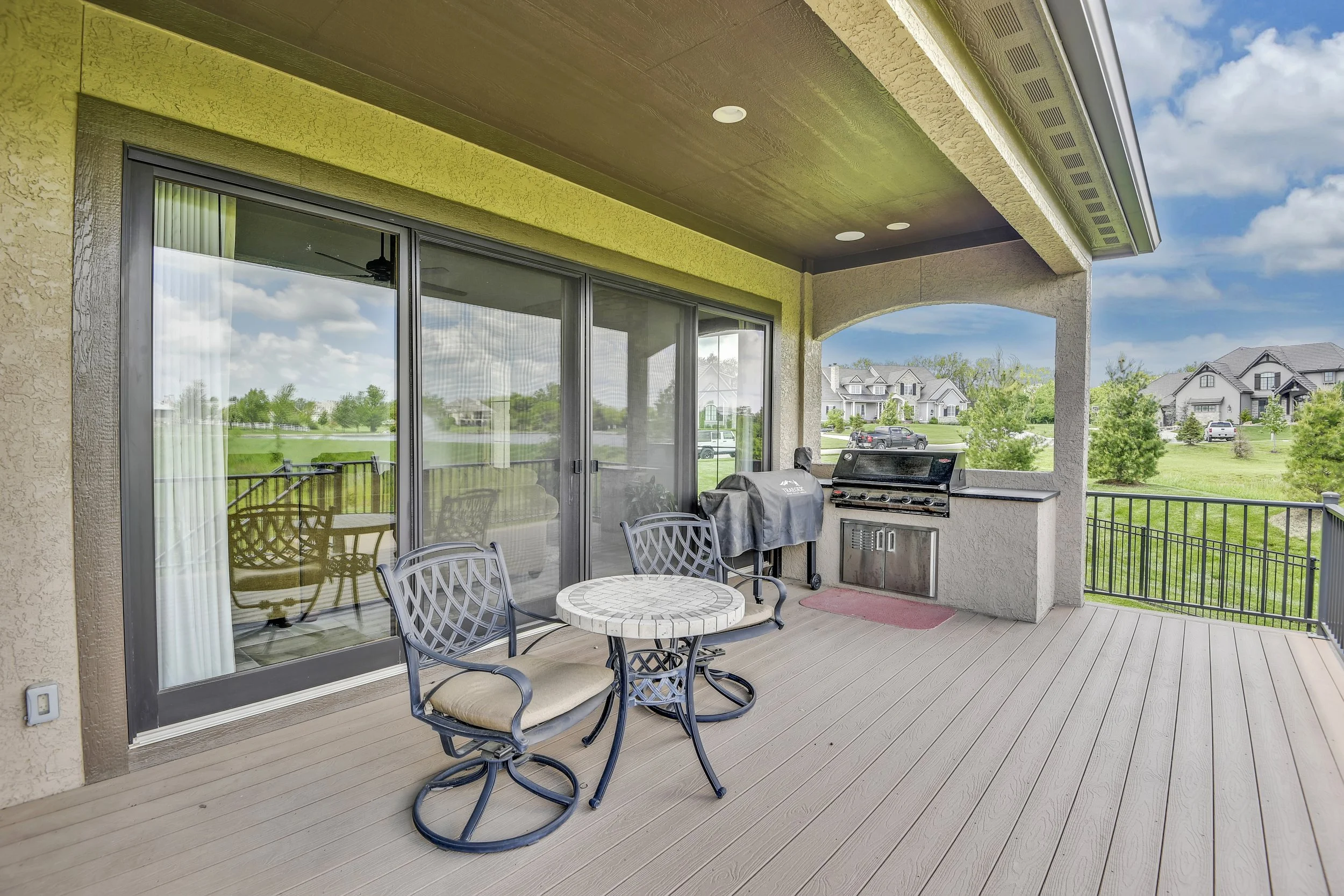 Garnet_KoehlerBuildingCo__16513Bluejacket__0084.jpg