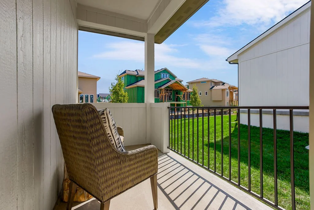 17605KNOXST54.jpg
