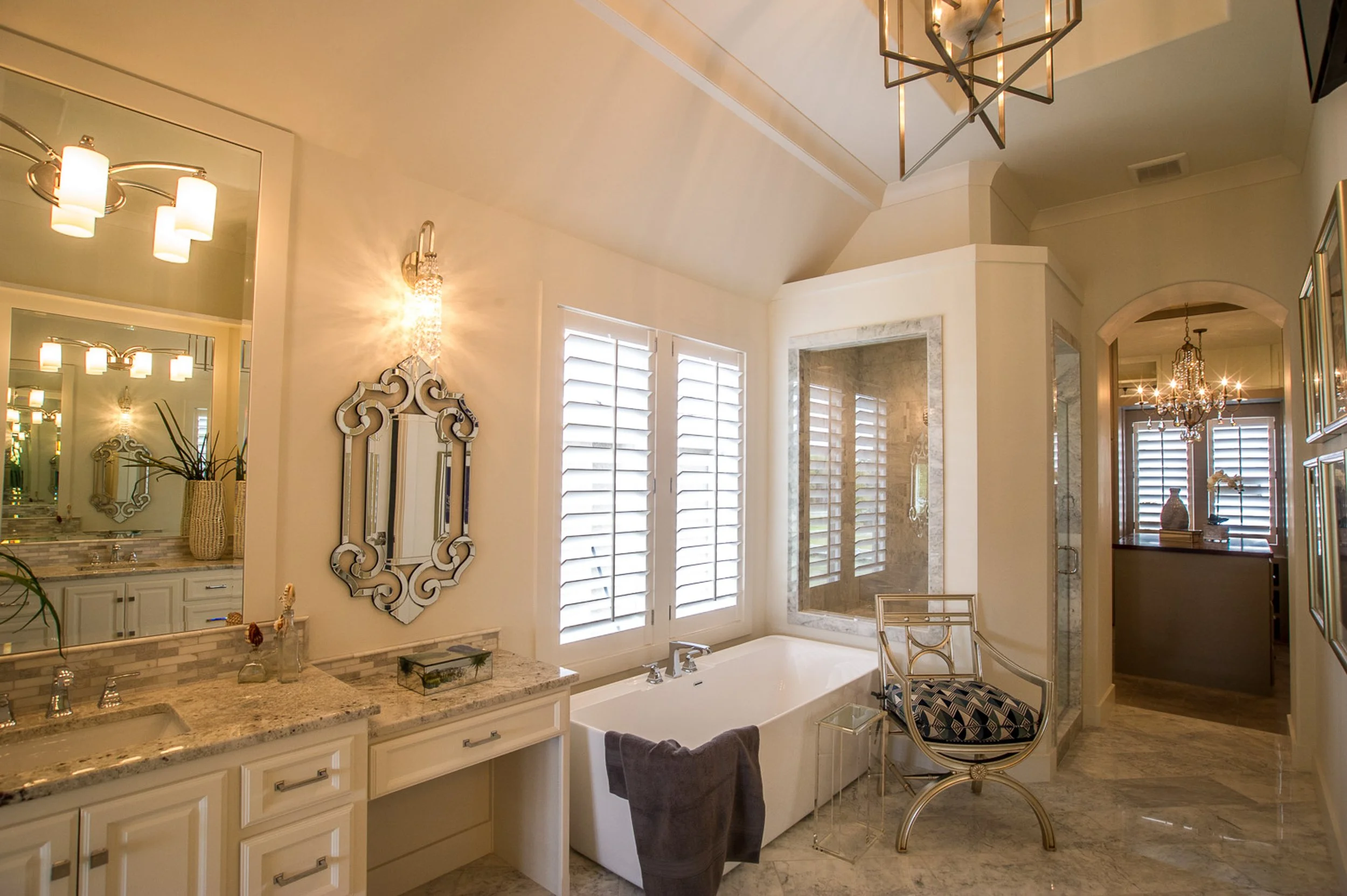 Cambridge_KoehlerBuildingCo_master bath.jpg