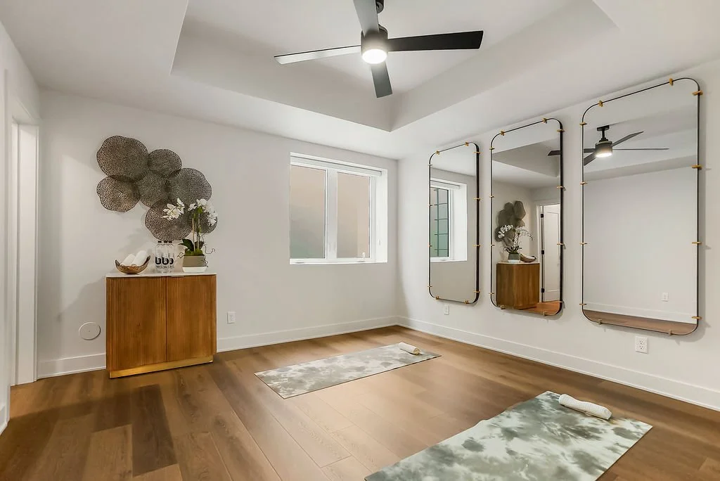 17605KNOXST51.jpg