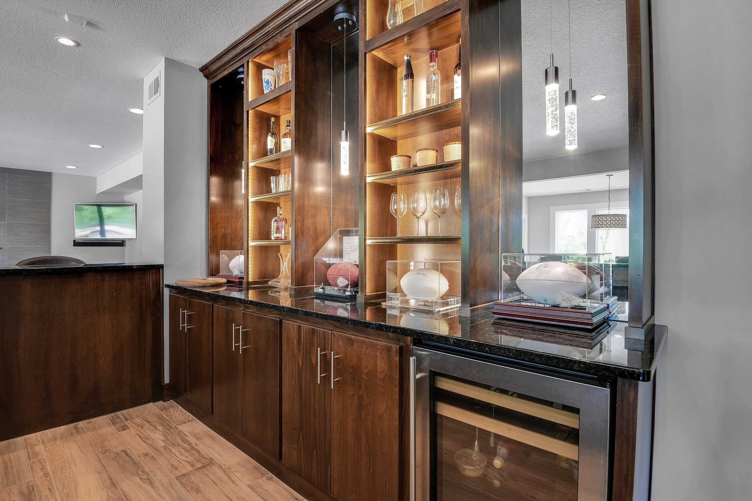 Garnet_KoehlerBuildingCo__16513Bluejacket__0065.jpg