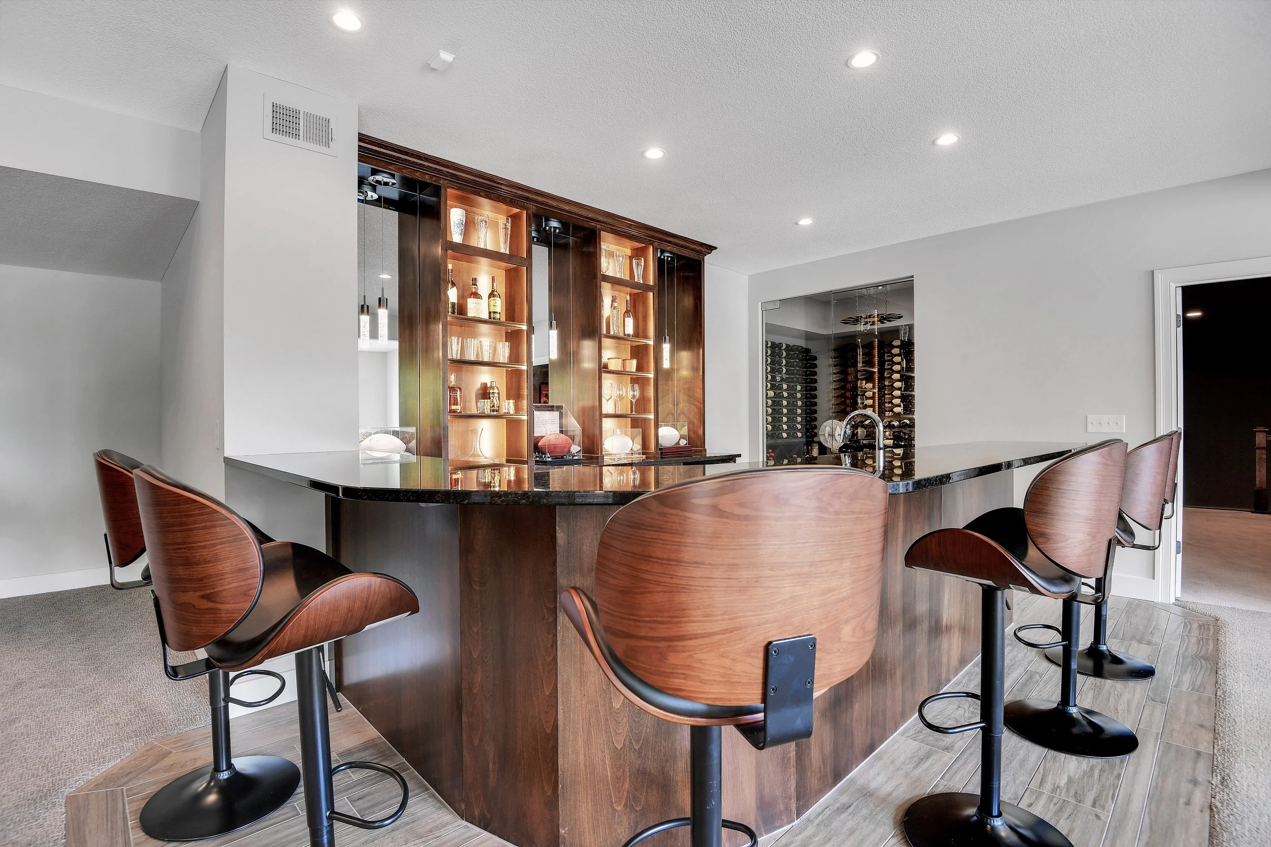 Garnet_KoehlerBuildingCo__16513Bluejacket__0062.jpg