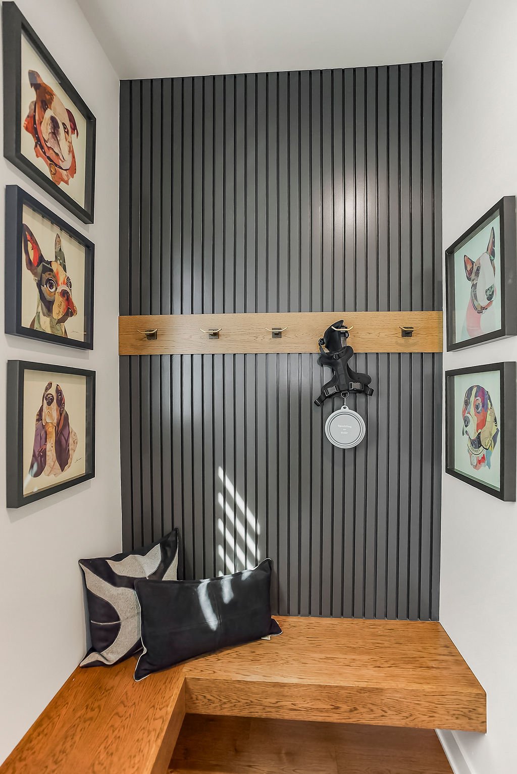 17605KNOXST21.jpg