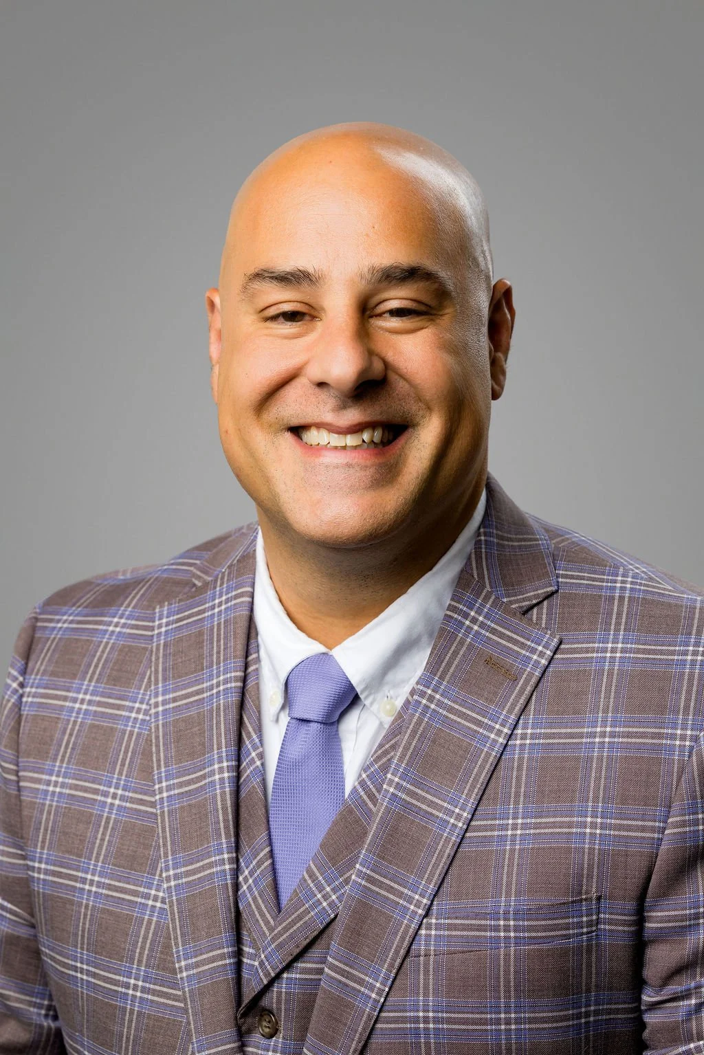 matthew lucarelli connecticut personal injury attorney headshot color
