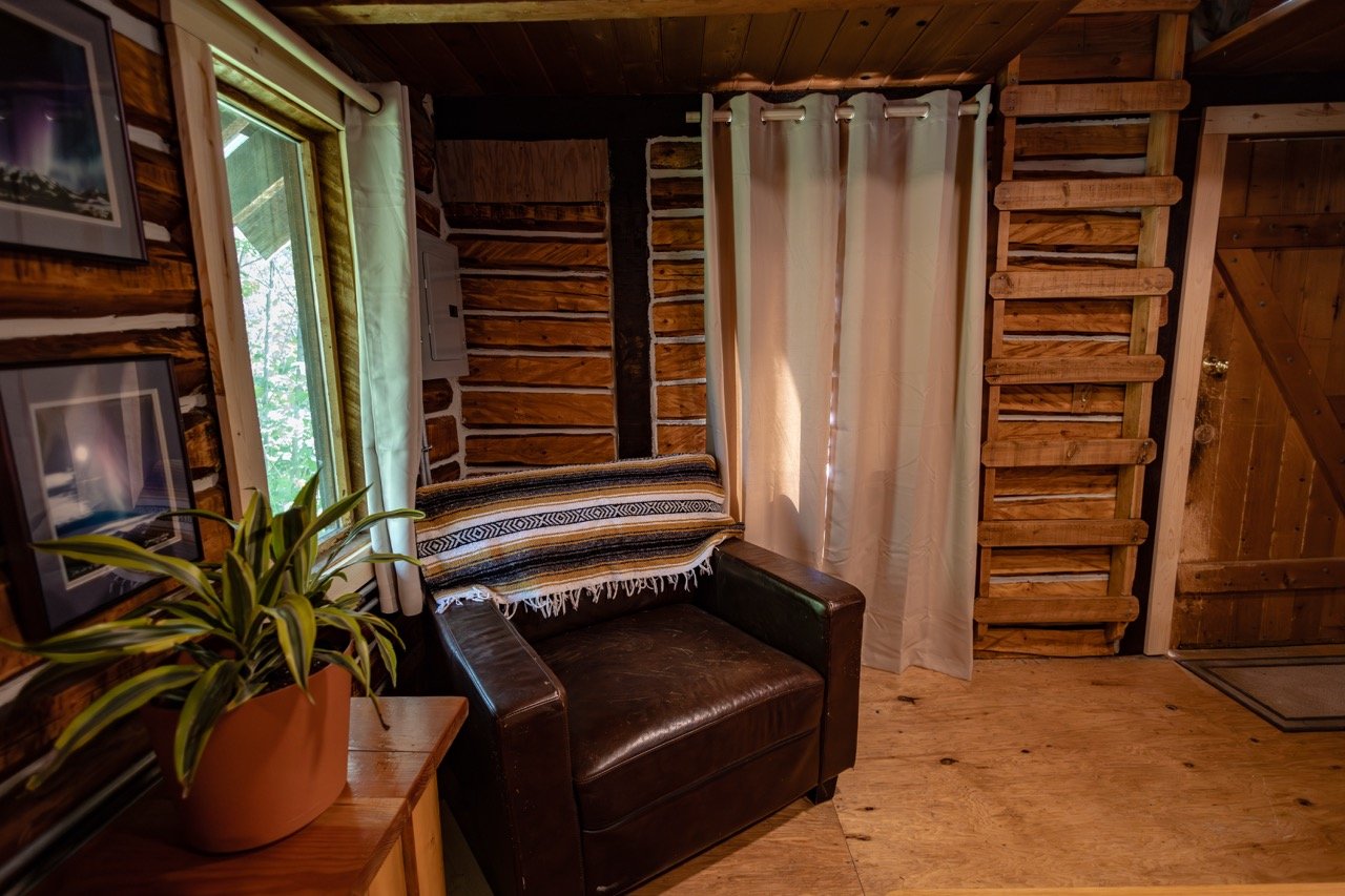 Mannix cabin living room