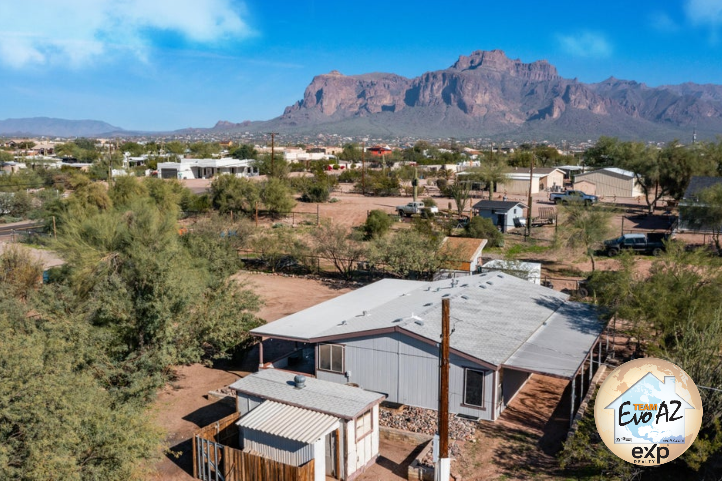 Apache Junction AZ Home on 1.25 Acres with Mountain Views Sold