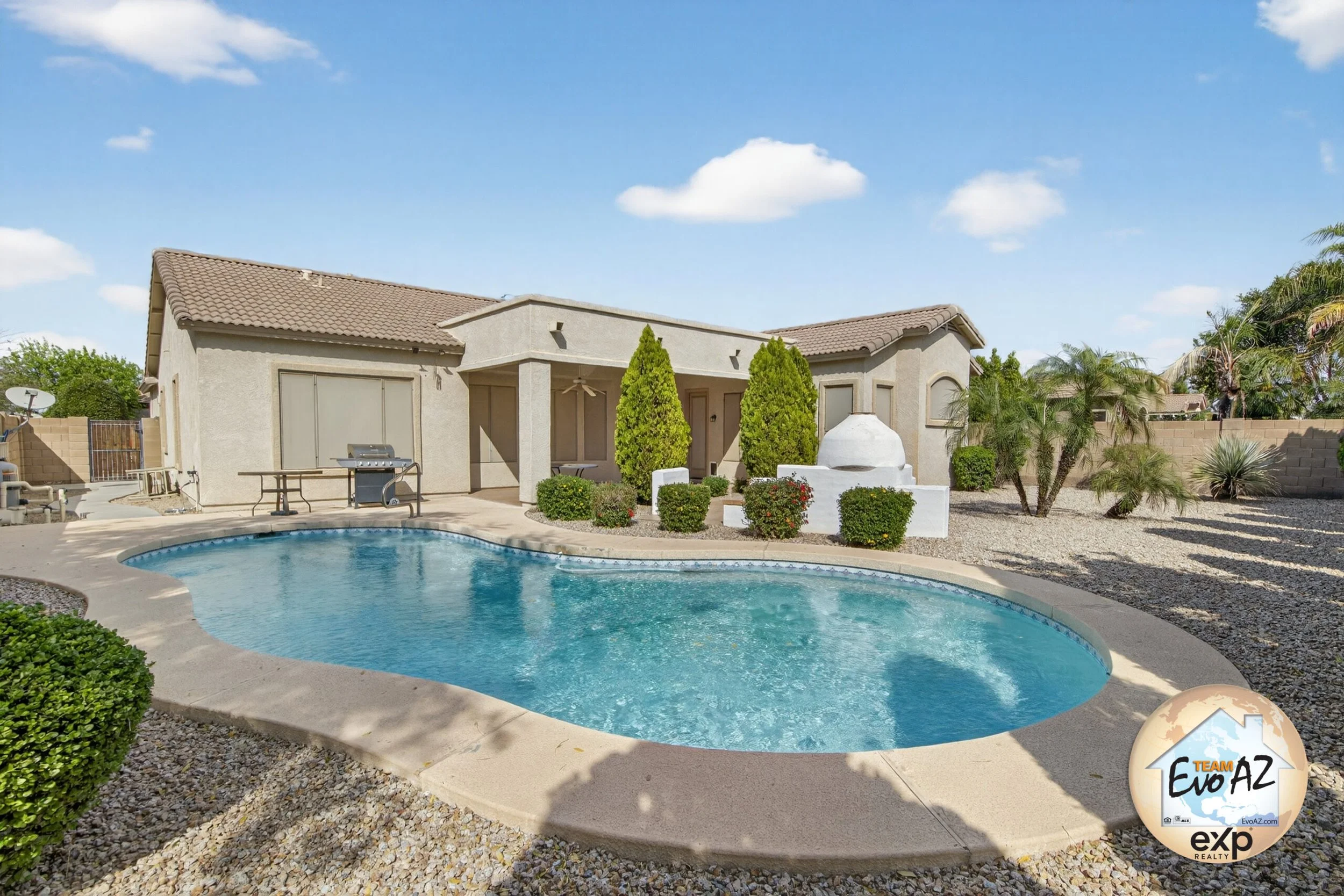 Spacious Santa Rita Ranch Home With Pool in Mesa AZ