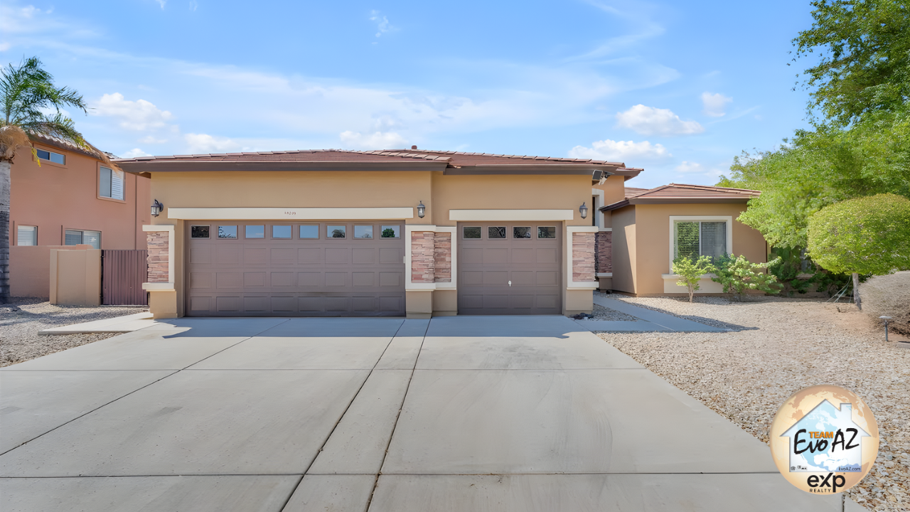 Sierra Montana Corner Lot Home | Surprise AZ