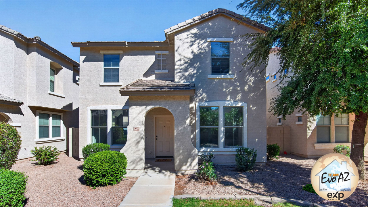 Enjoy gated community living in this beautiful 3-bedroom Gilbert AZ home with a private patio, 2-car garage, and community pool!