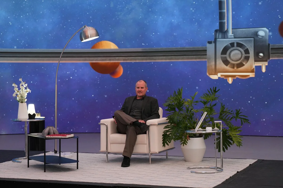 Stage_Patrick_Space.jpg