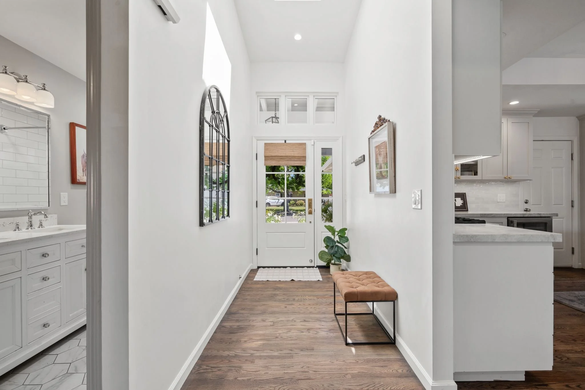 1253 Redcliff Dr-Photo-7.jpg