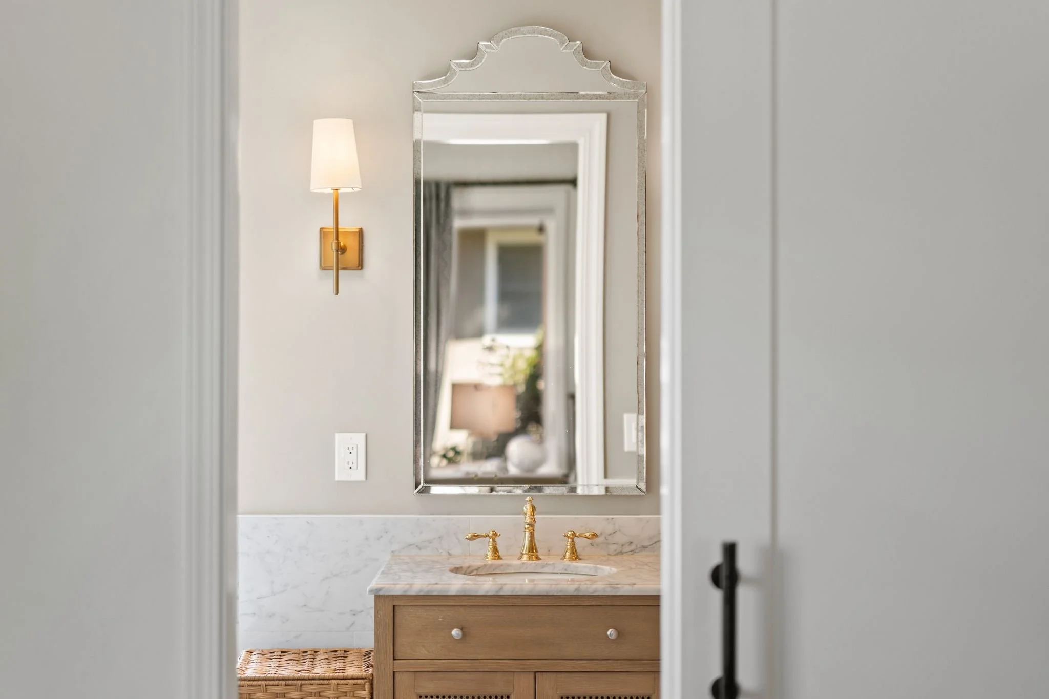 1253 Redcliff Dr-Photo-33.jpg