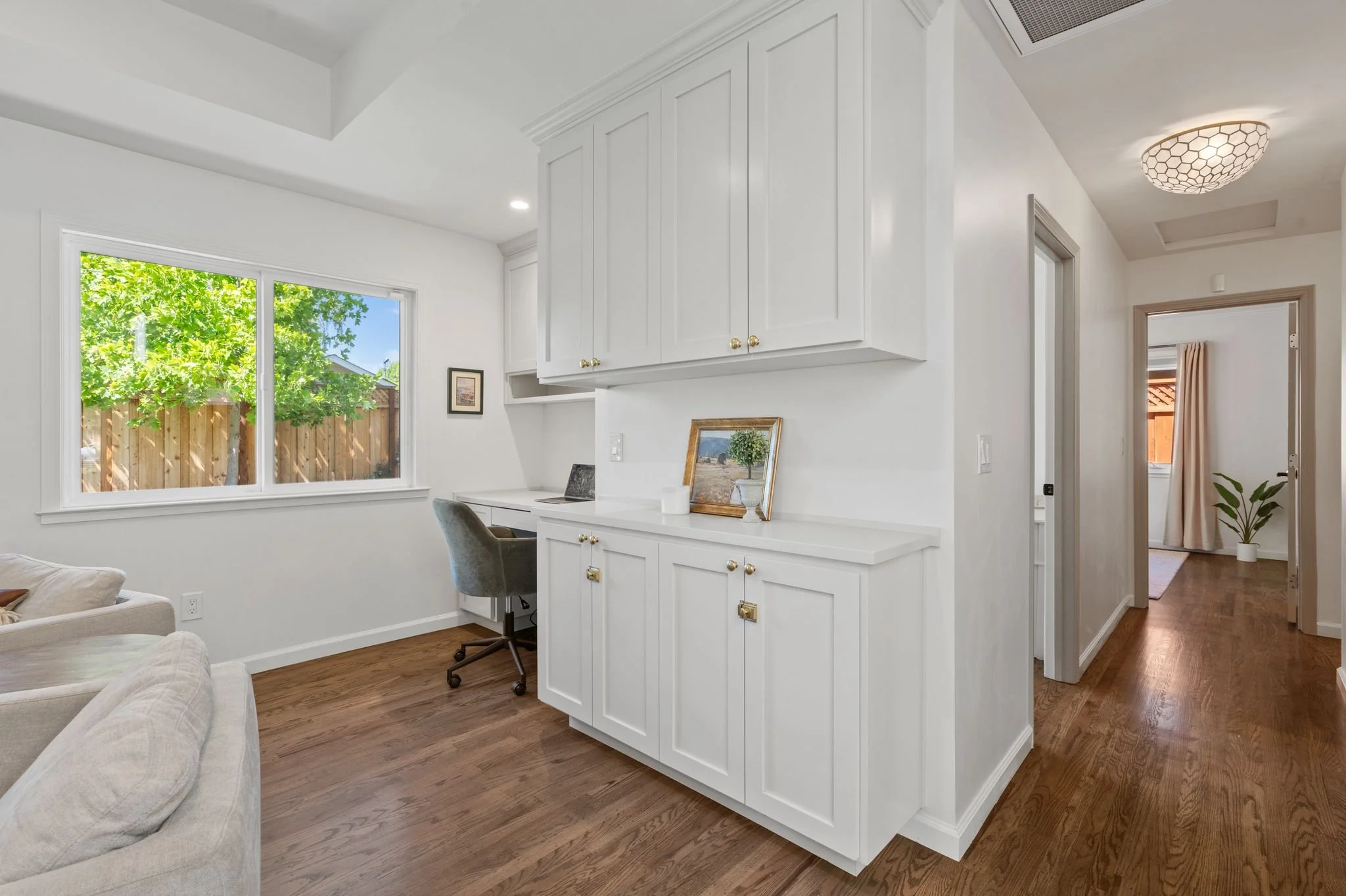 1253 Redcliff Dr-Photo-25.jpg